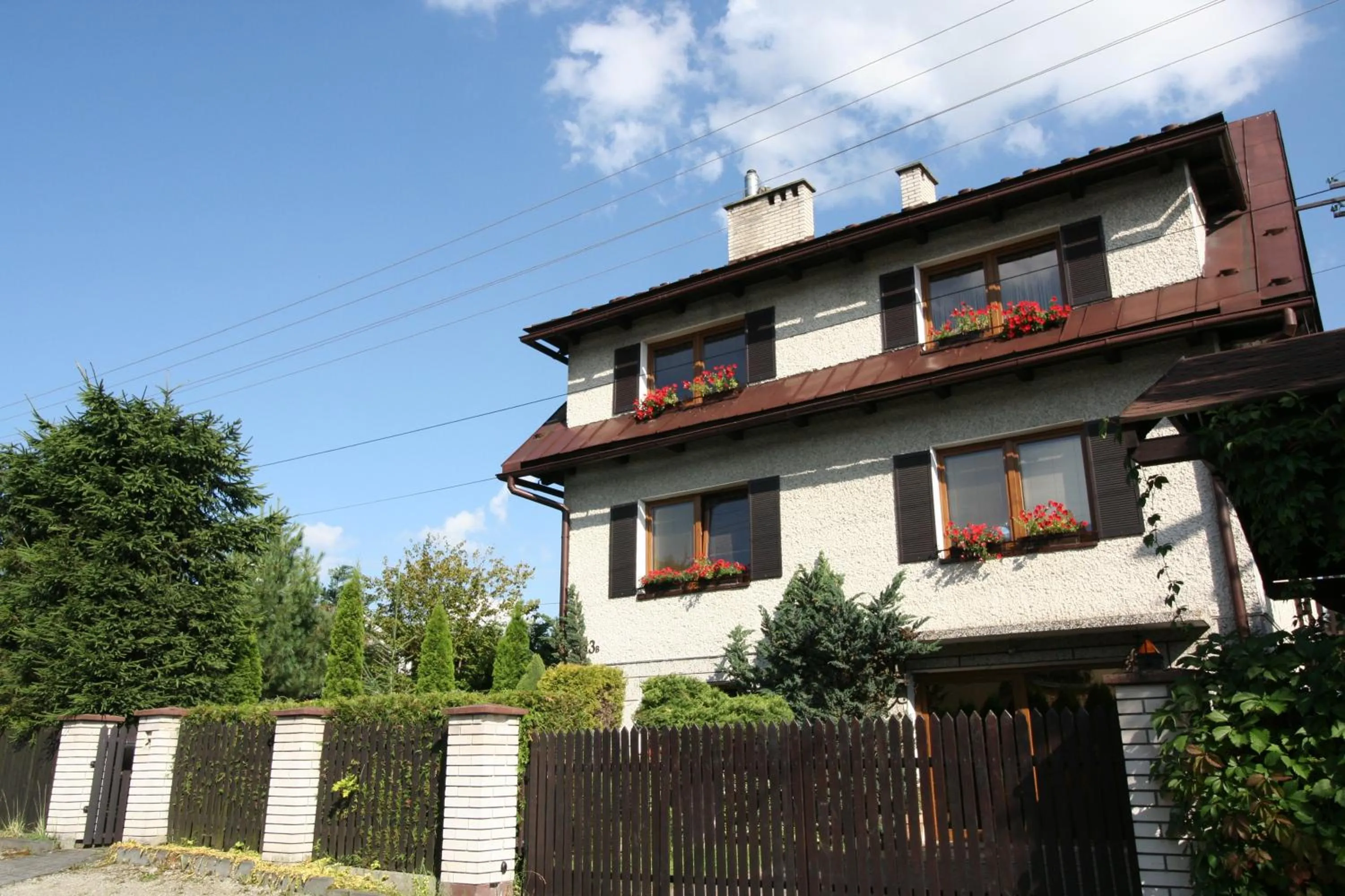 Facade/entrance in Willa Aba