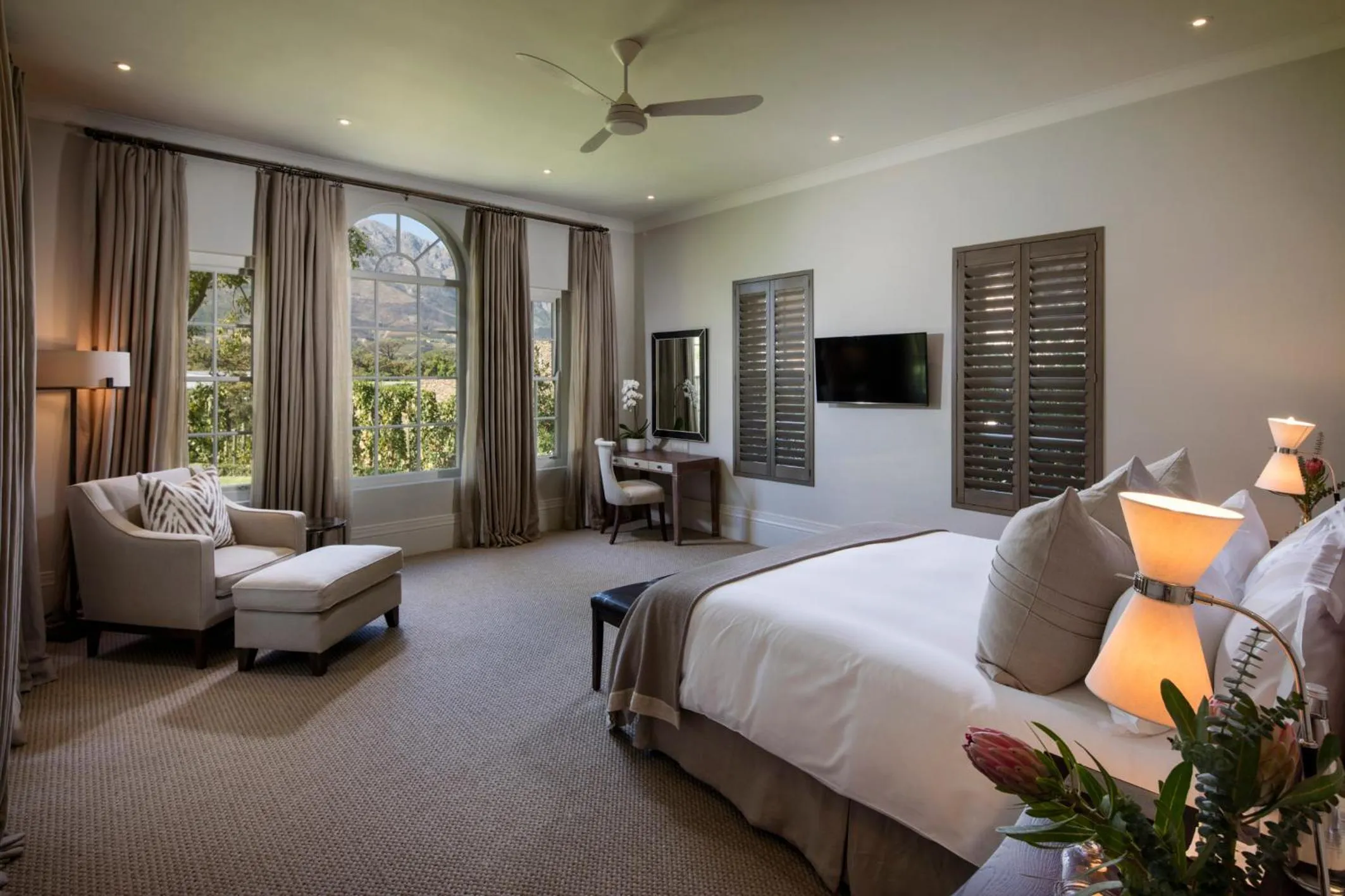 Bedroom, Bed in Leeu Estates