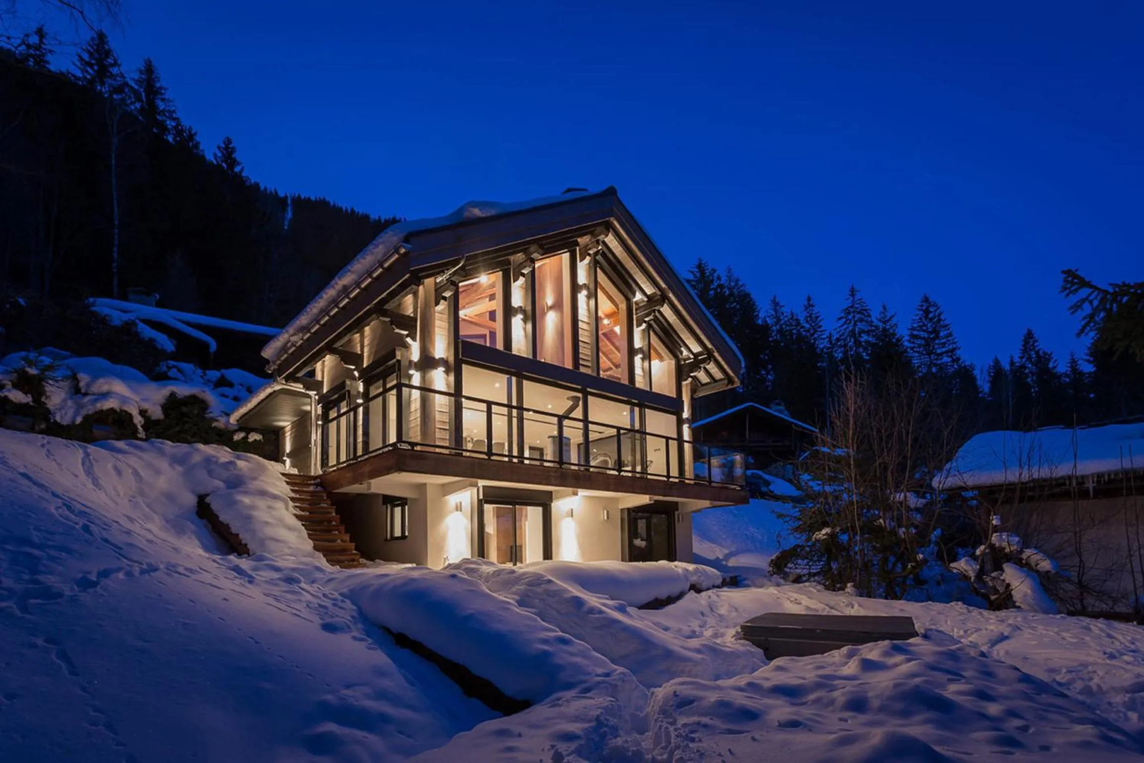Facade/entrance in Chalet La Source - Chamonix All Year