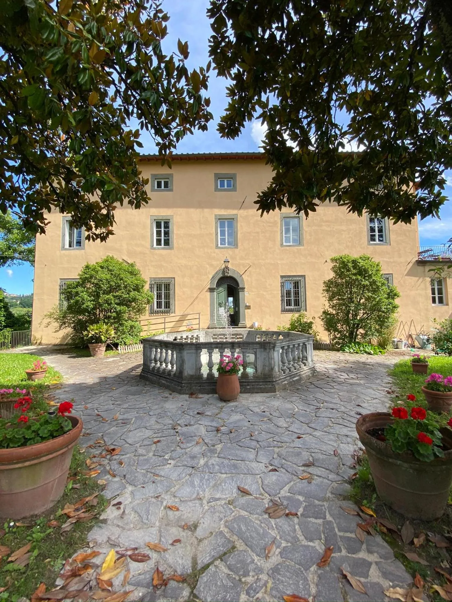 Facade/entrance in Villa Gherardi - B&B e Hostel