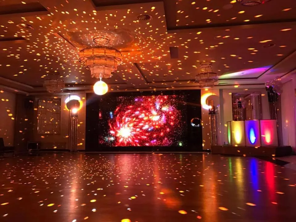 Evening entertainment in Hotel KARO