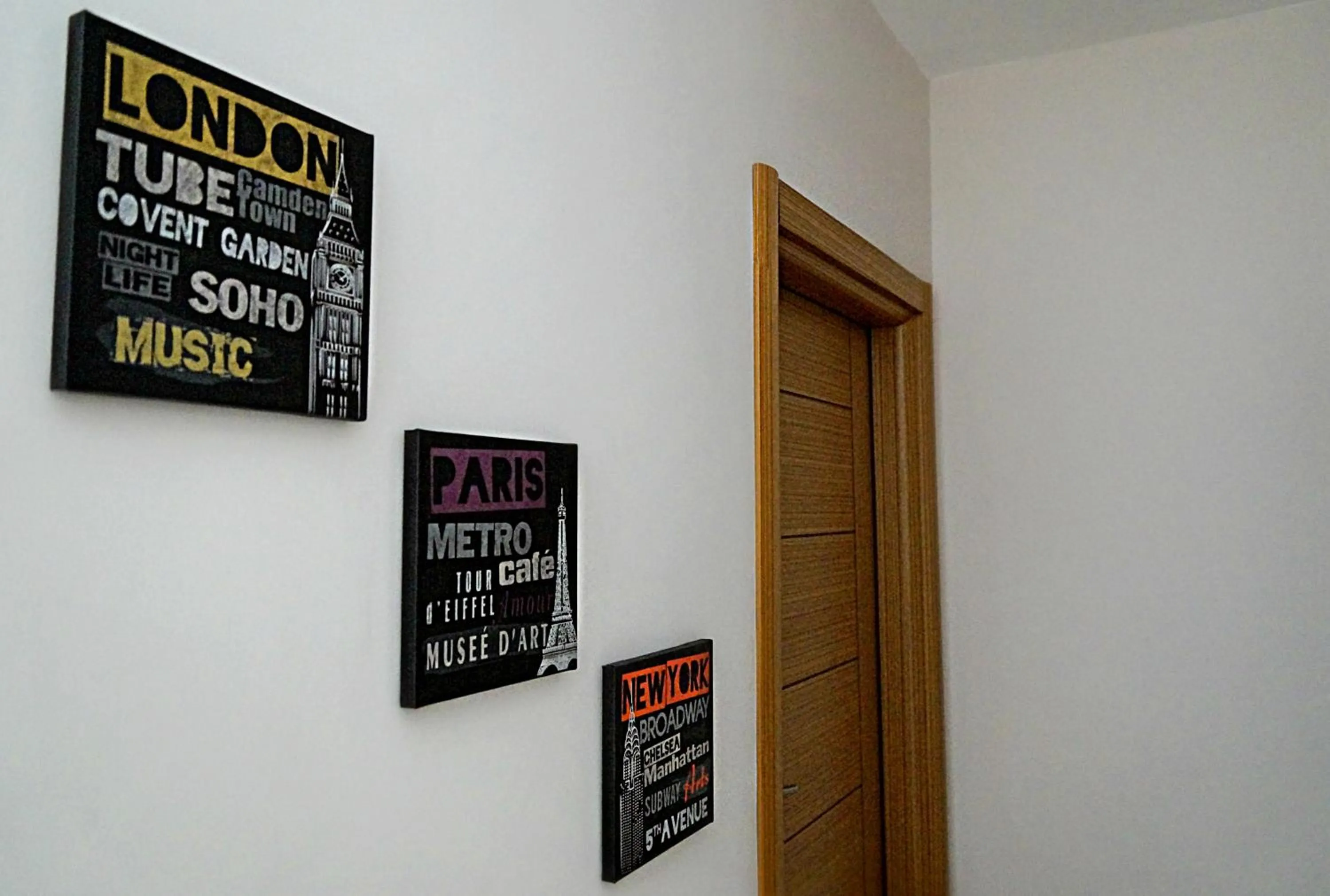 Decorative detail in Hayat Home Suite