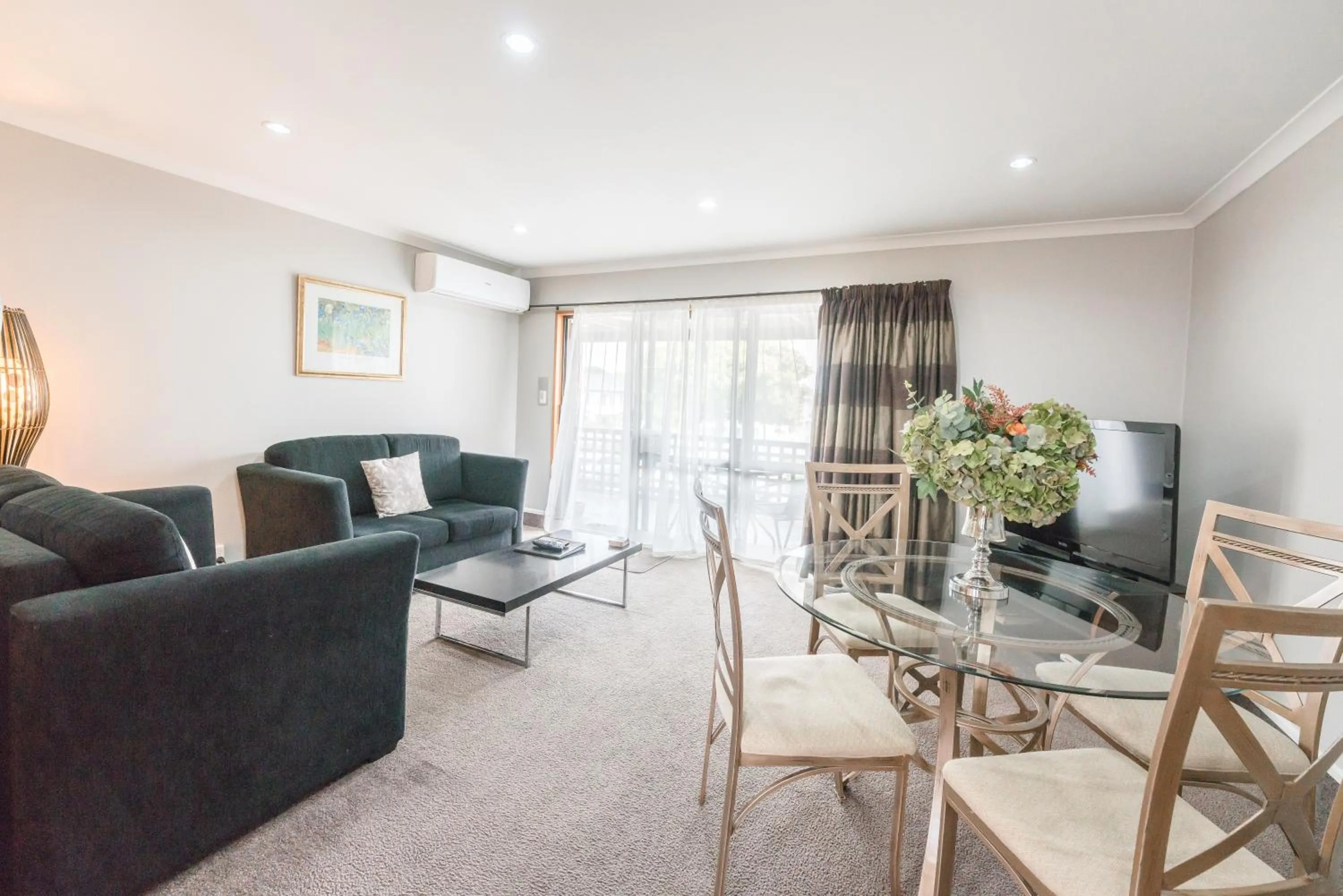 Living room in Strathern Motor Lodge