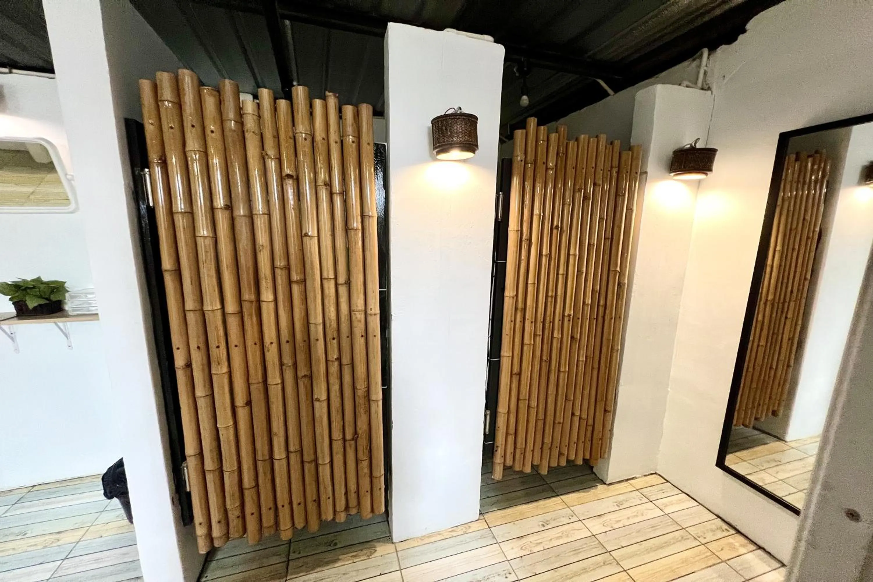 Bathroom in Orchid Hostel Near Bumrungrad hospital and Nana Market