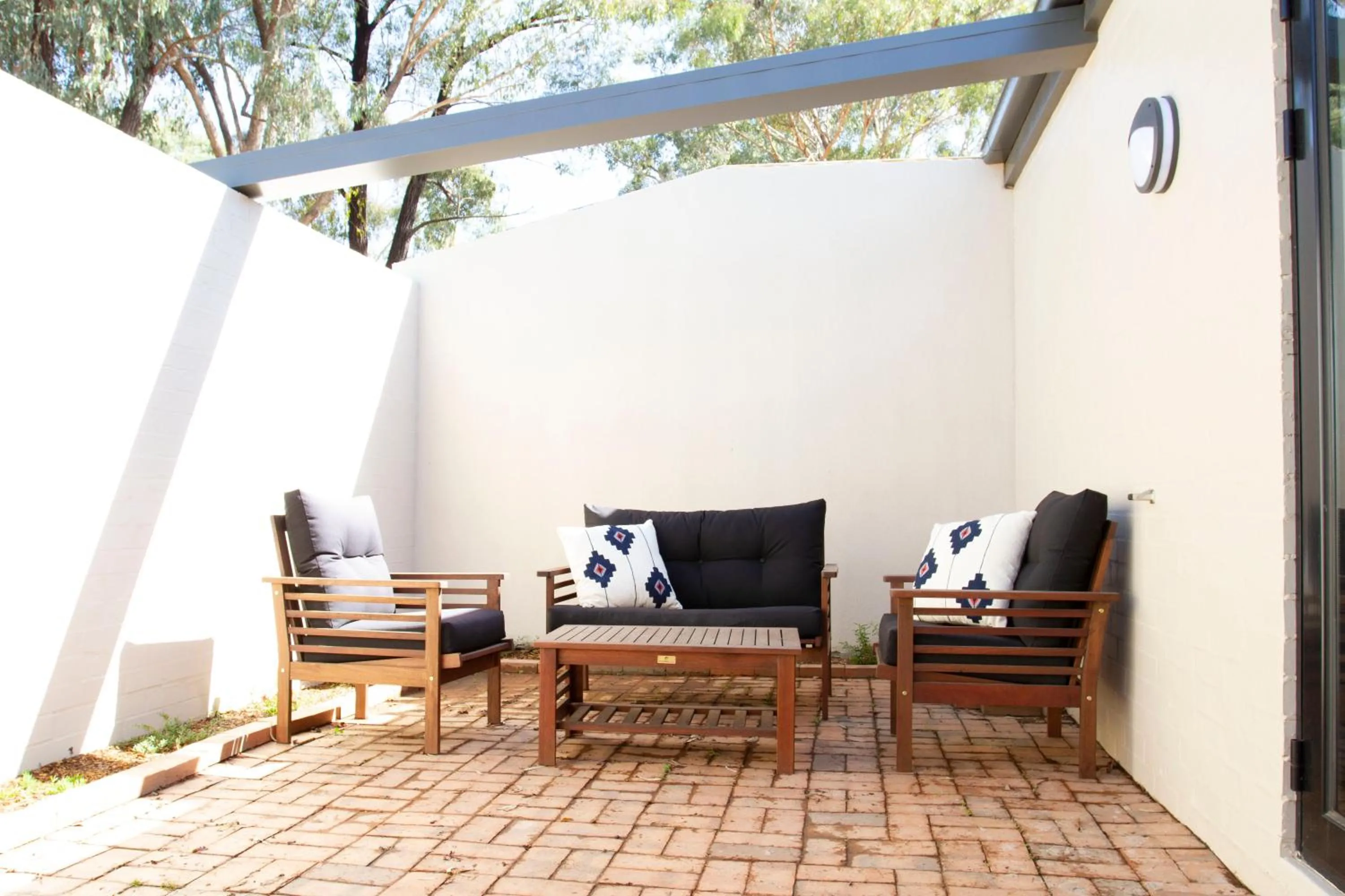 Seating area in Balgownie Estate Bendigo