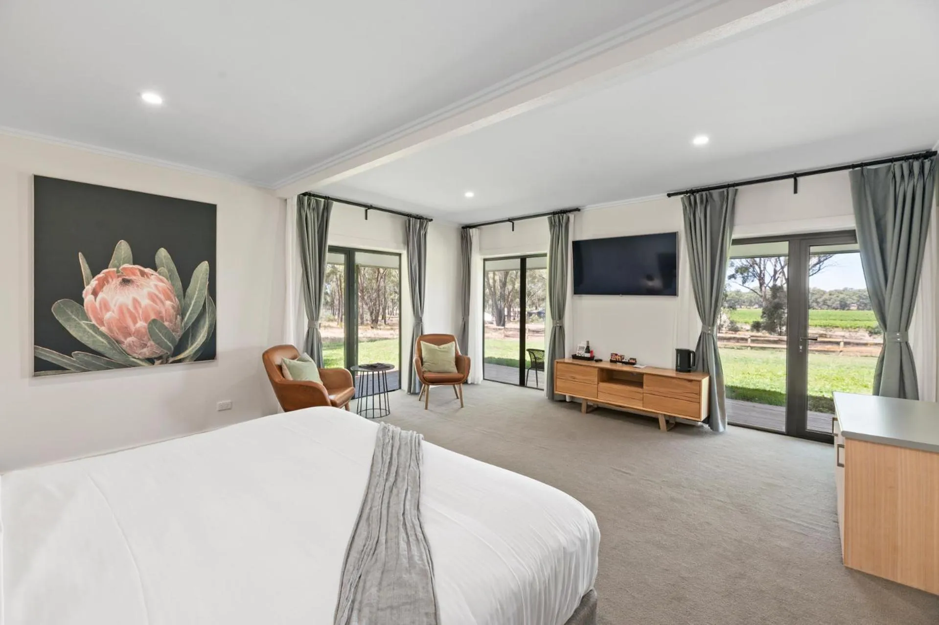 Bed in Balgownie Estate Bendigo