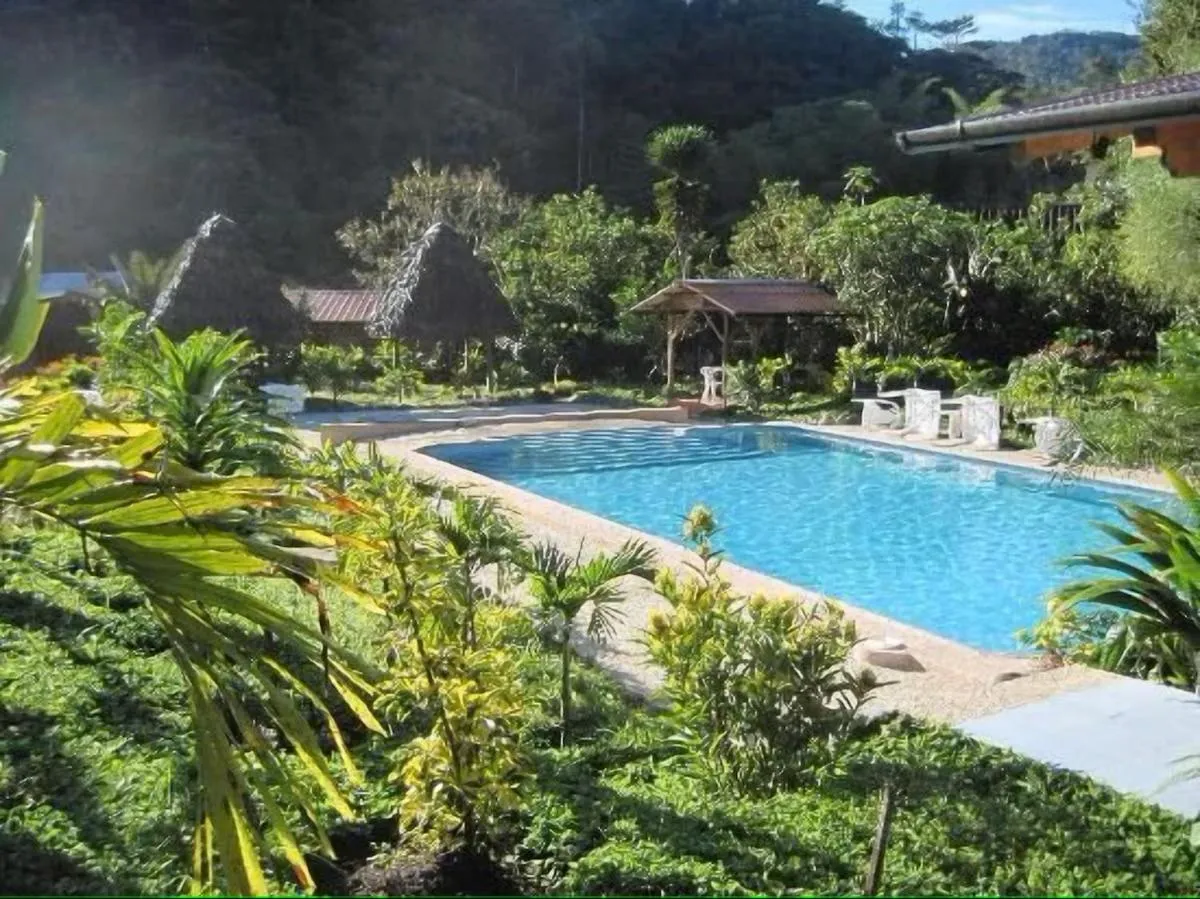 Swimming pool in Hosteria Sumak Pakari