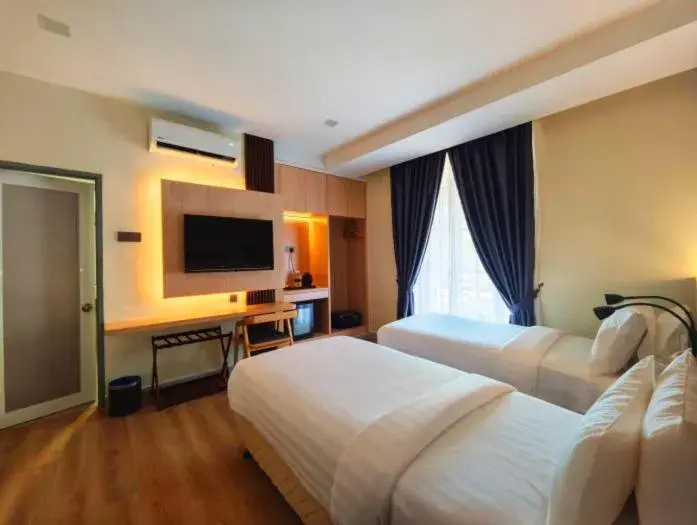 Superior Twin Room in Raia Beach Resort Port Dickson Superior Twin Room in Raia Beach Resort Port Dickson