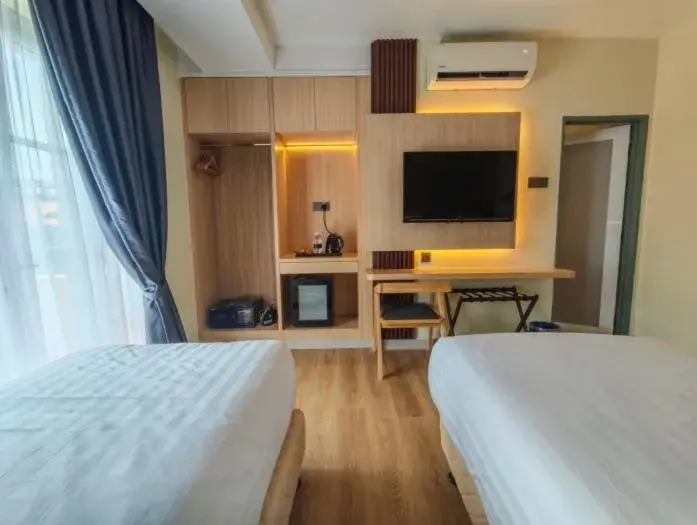 Superior Twin Room in Raia Beach Resort Port Dickson Superior Twin Room in Raia Beach Resort Port Dickson