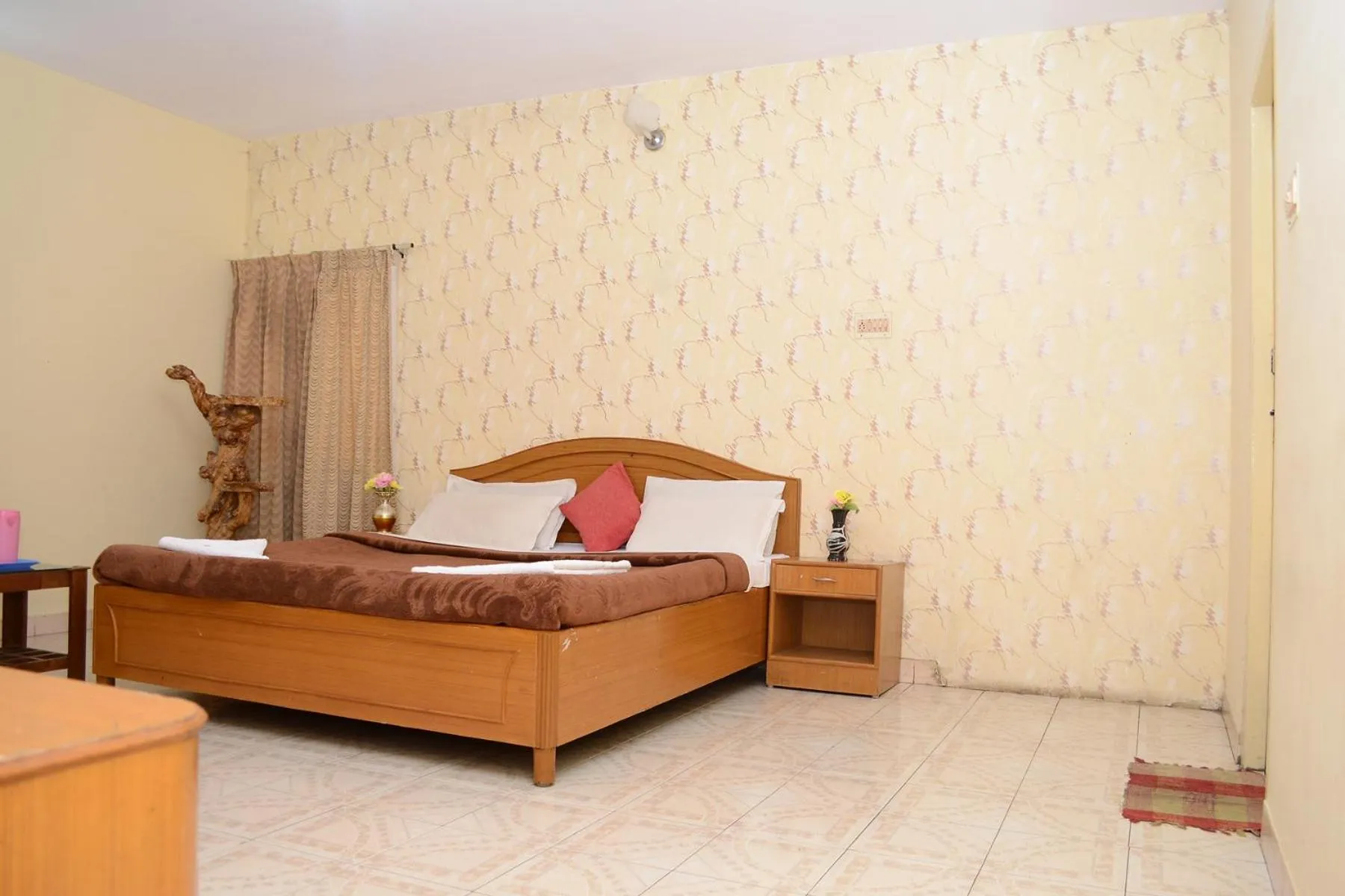 Photo of the whole room, Bed in Rainbow Cottages-Budget Friendly rooms