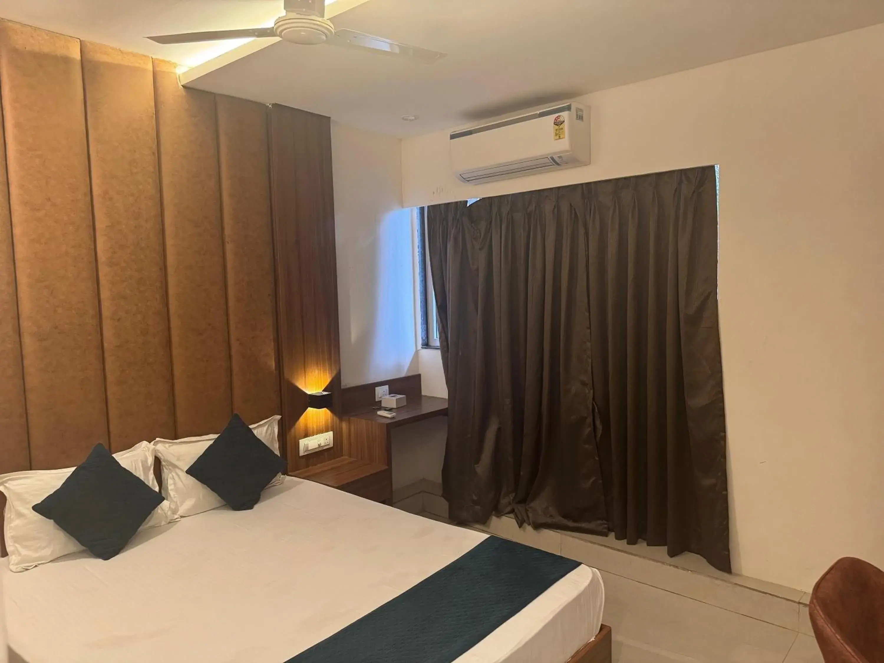 Bed in Hotel Sahara Residency Bed in Hotel Sahara Residency