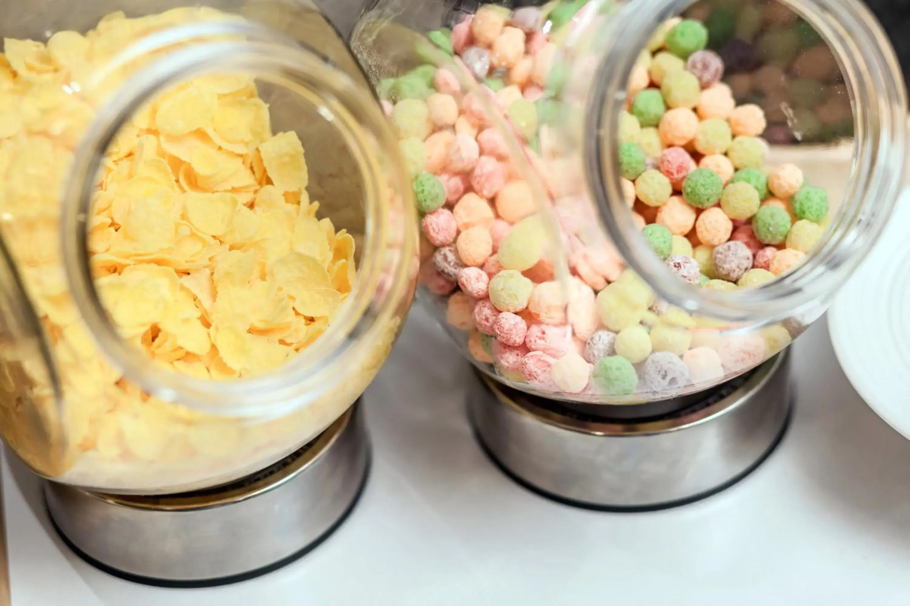 Food and drinks in Maple Hotel Food and drinks in Maple Hotel