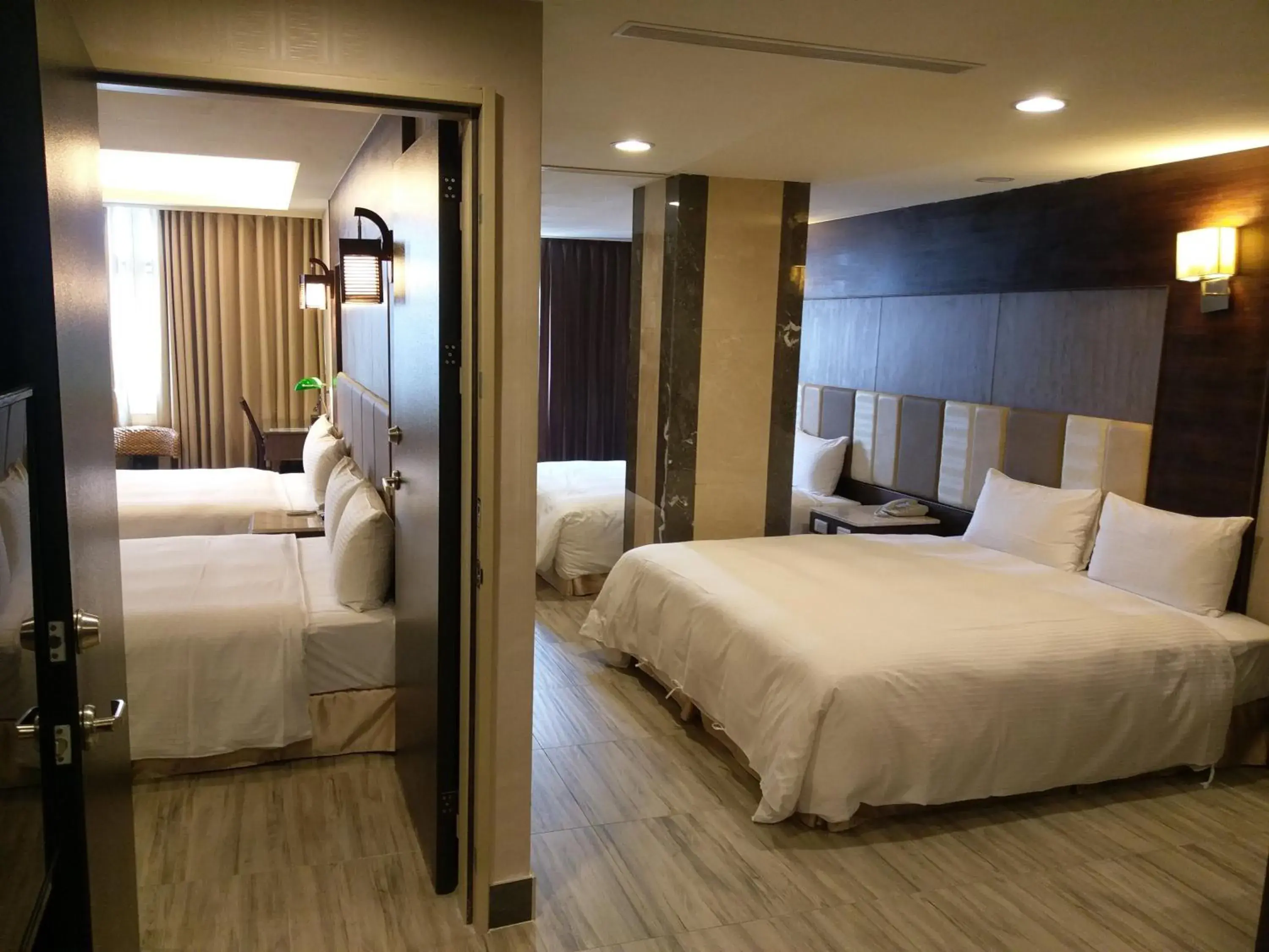 Bed in Maple Hotel Bed in Maple Hotel