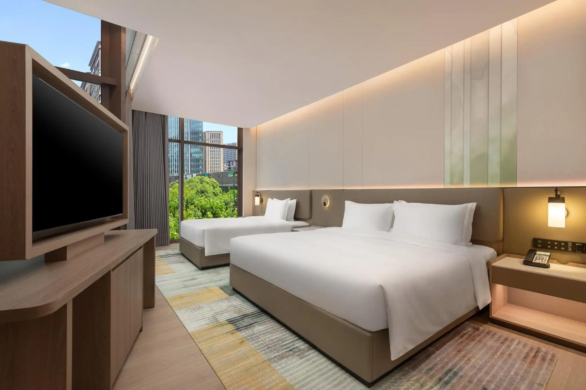 Photo of the whole room, Bed in Holiday Inn & Suites Shanghai Changfeng by IHG