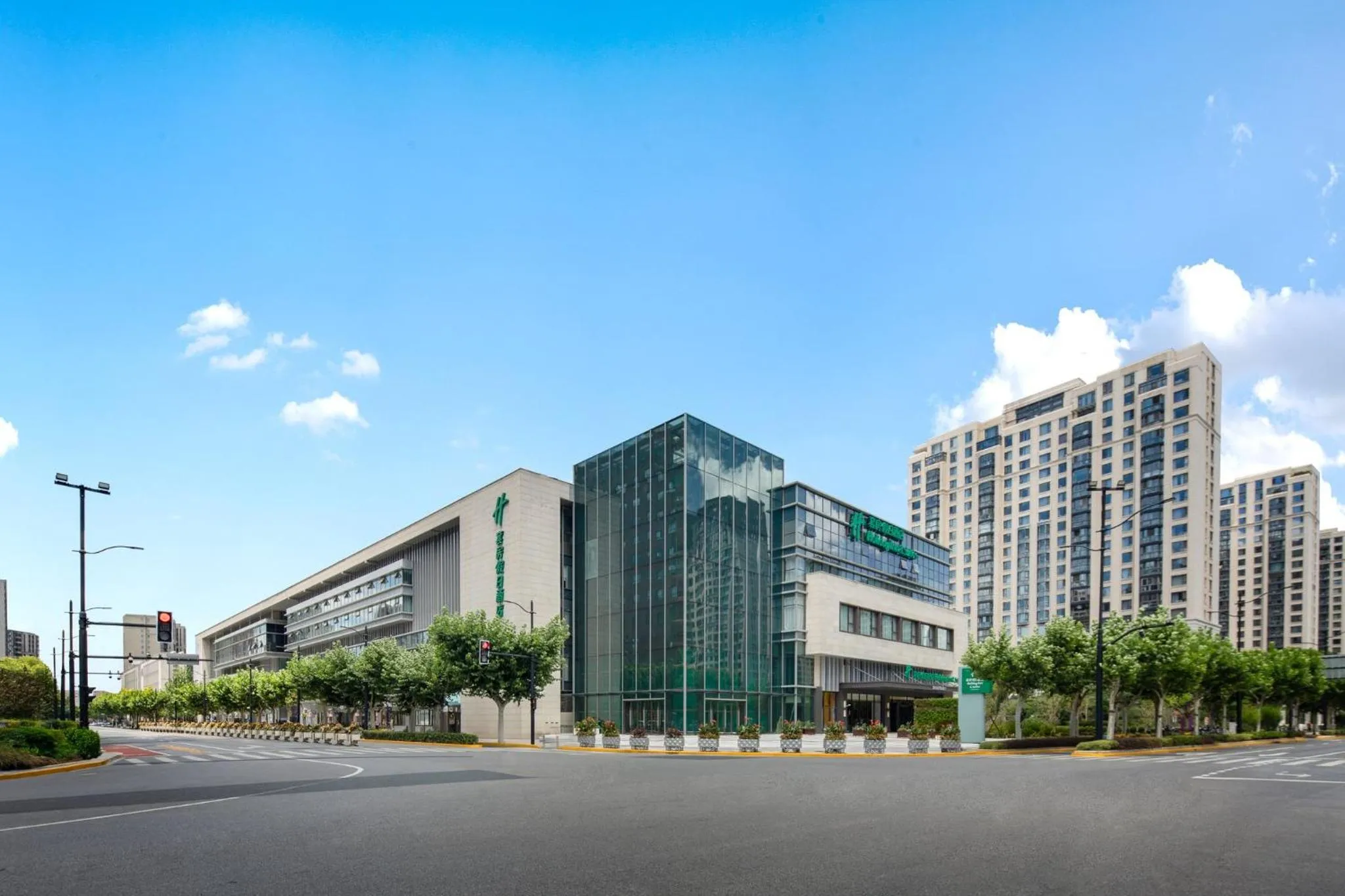 Property building in Holiday Inn & Suites Shanghai Changfeng by IHG