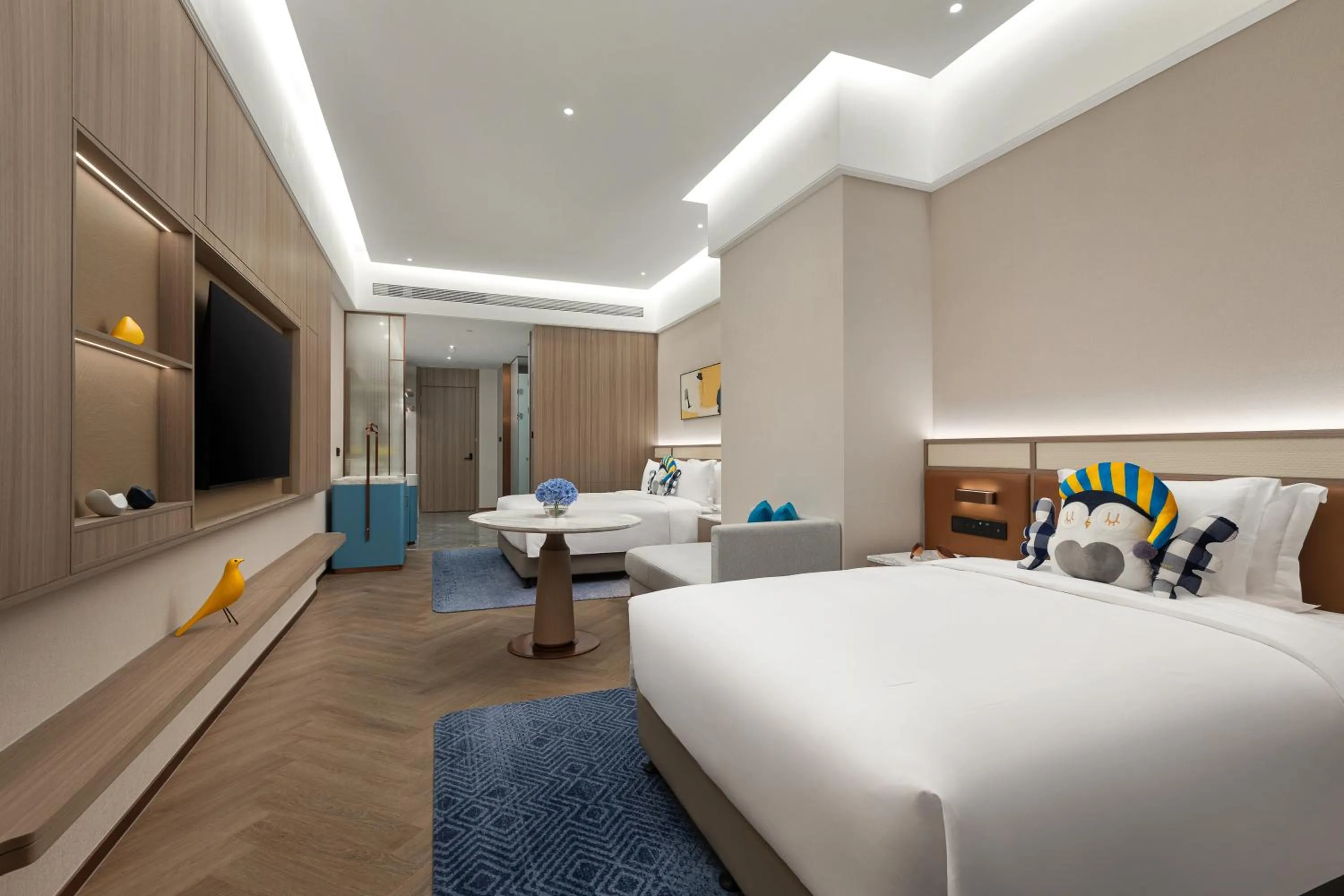 voco Chengdu Chunxi Road by IHG