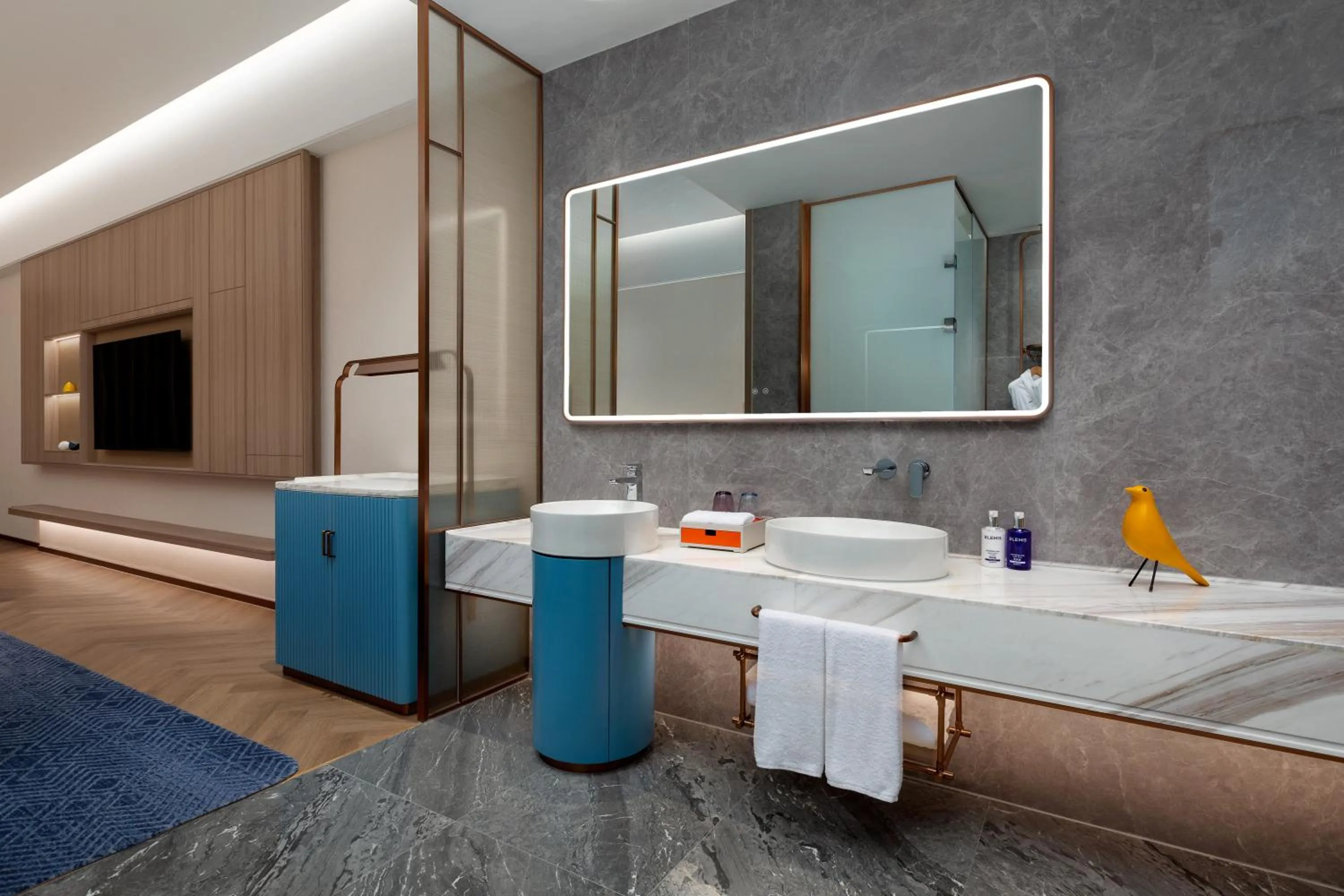 voco Chengdu Chunxi Road by IHG