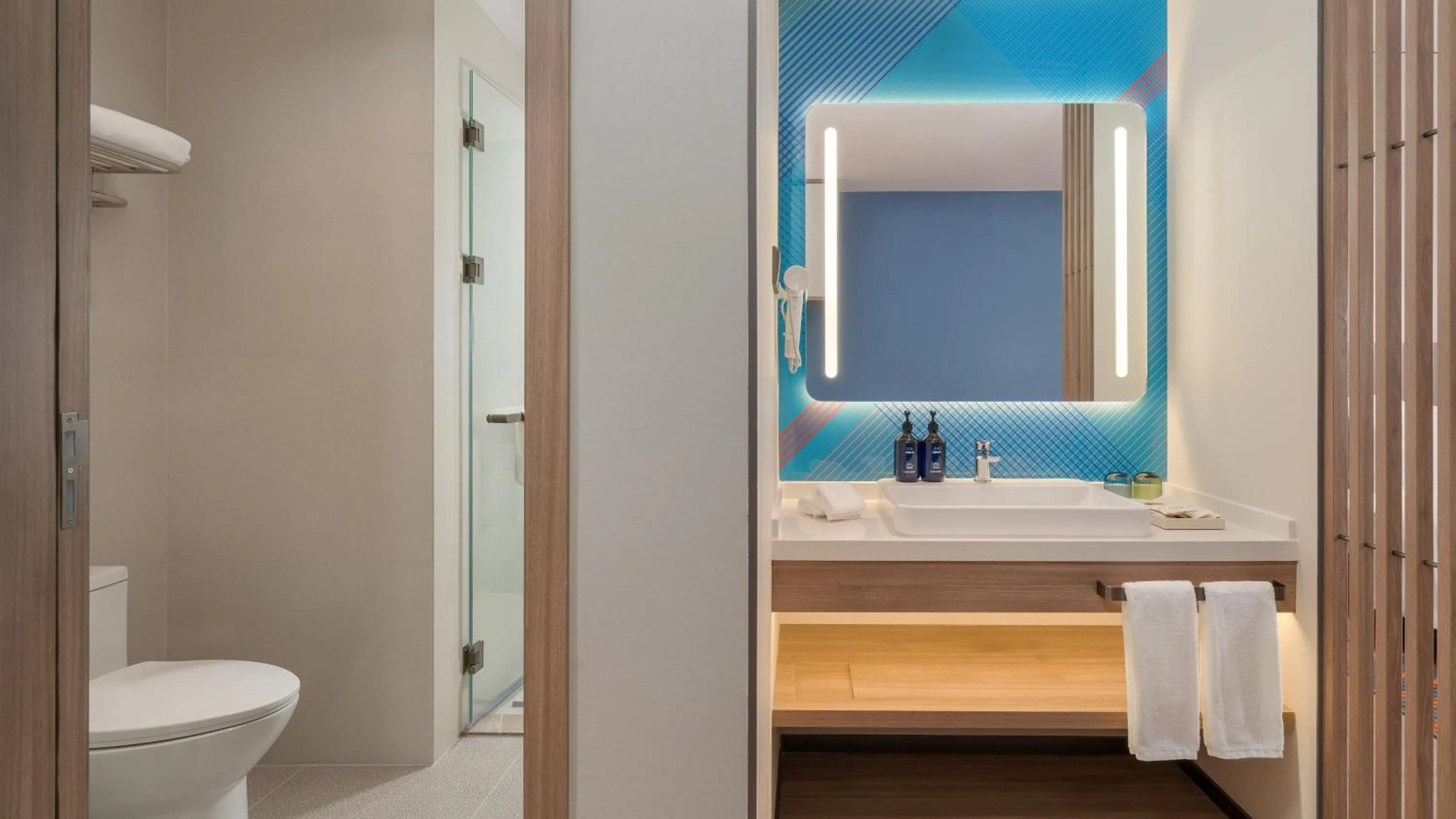 Shower in Holiday Inn Express Foshan Sanshui by IHG