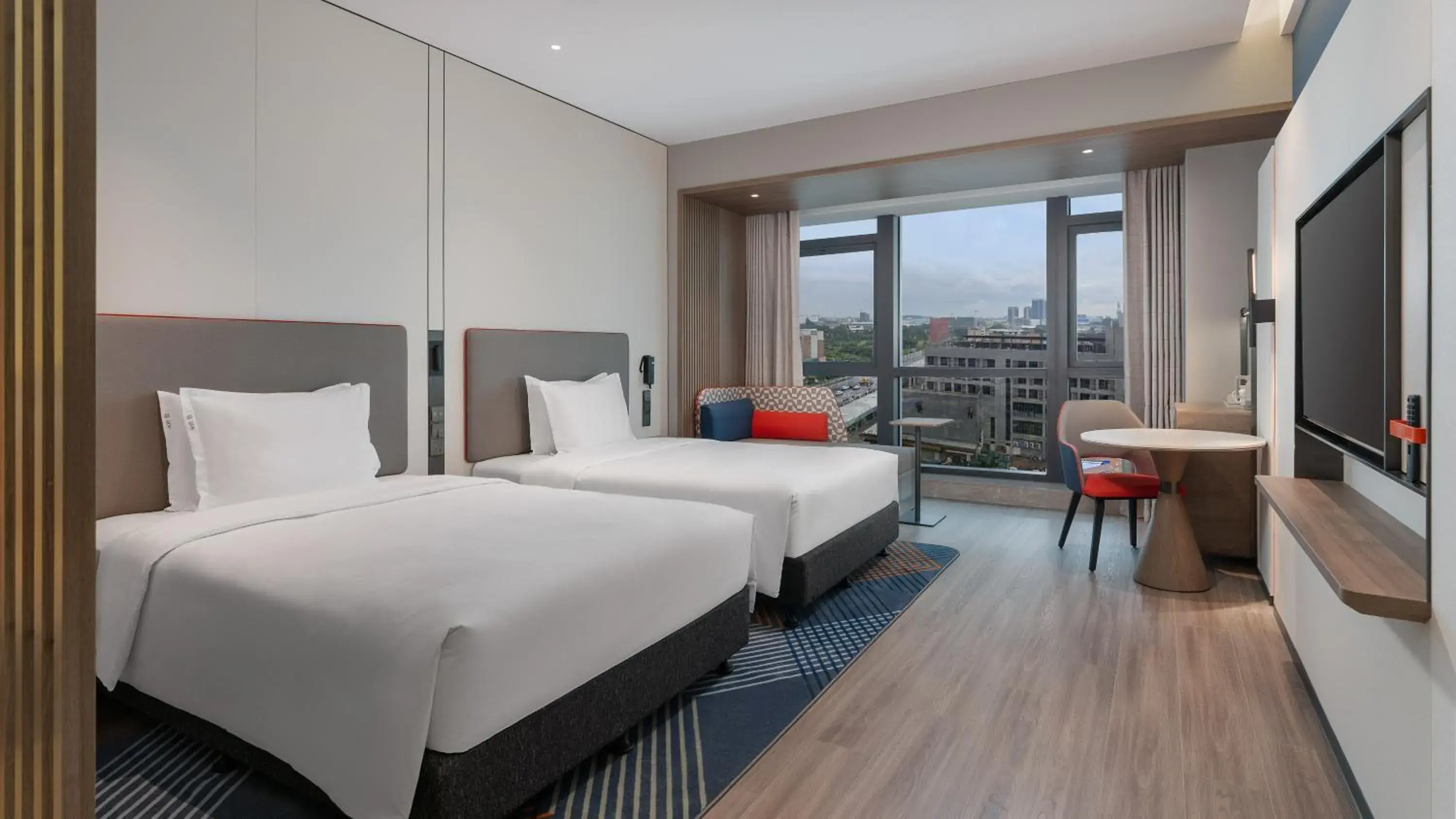 Bed in Holiday Inn Express Foshan Sanshui by IHG Bed in Holiday Inn Express Foshan Sanshui by IHG
