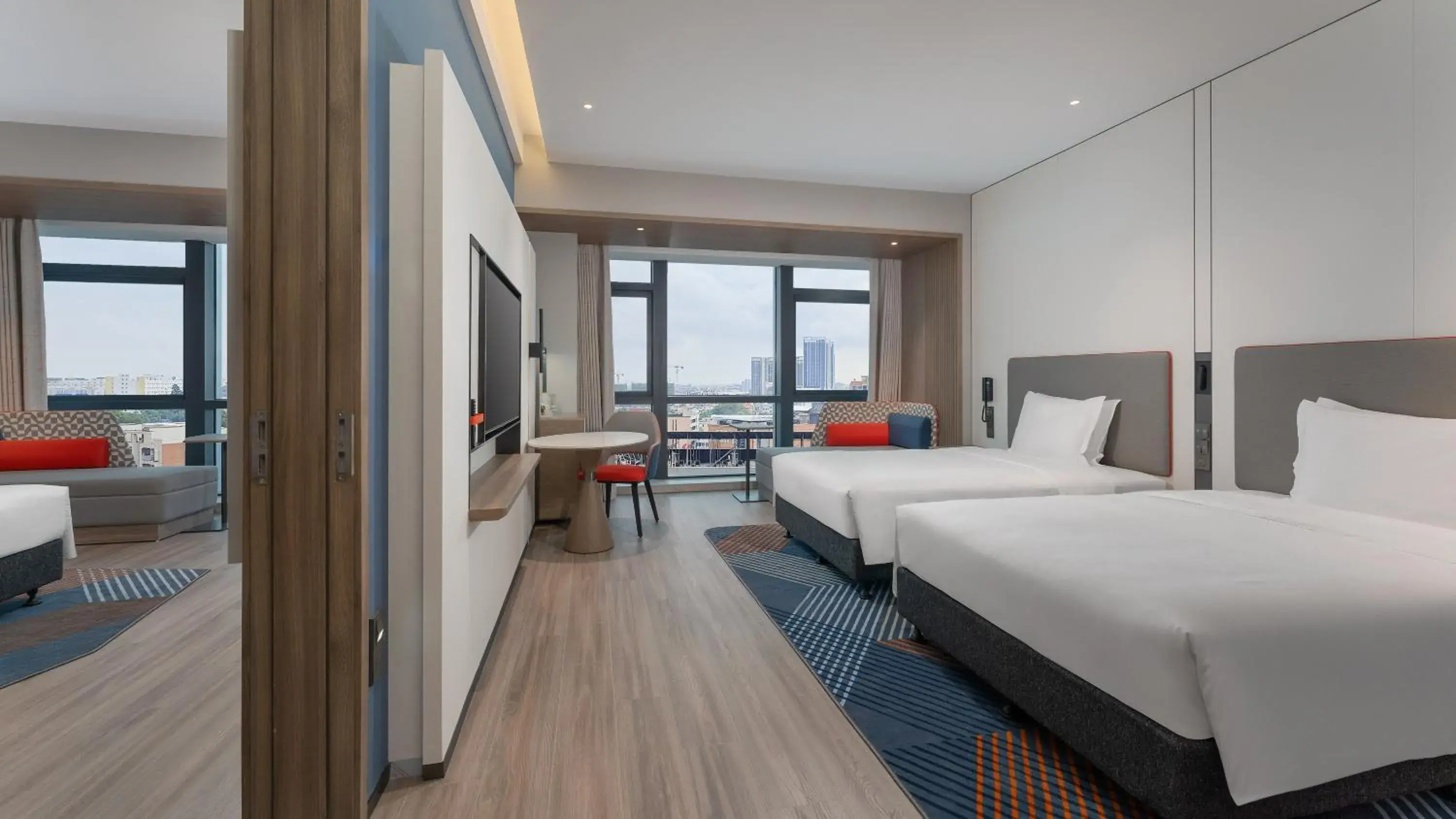 Standard King Room - Disability Access in Holiday Inn Express Foshan Sanshui by IHG Standard King Room - Disability Access in Holiday Inn Express Foshan Sanshui by IHG