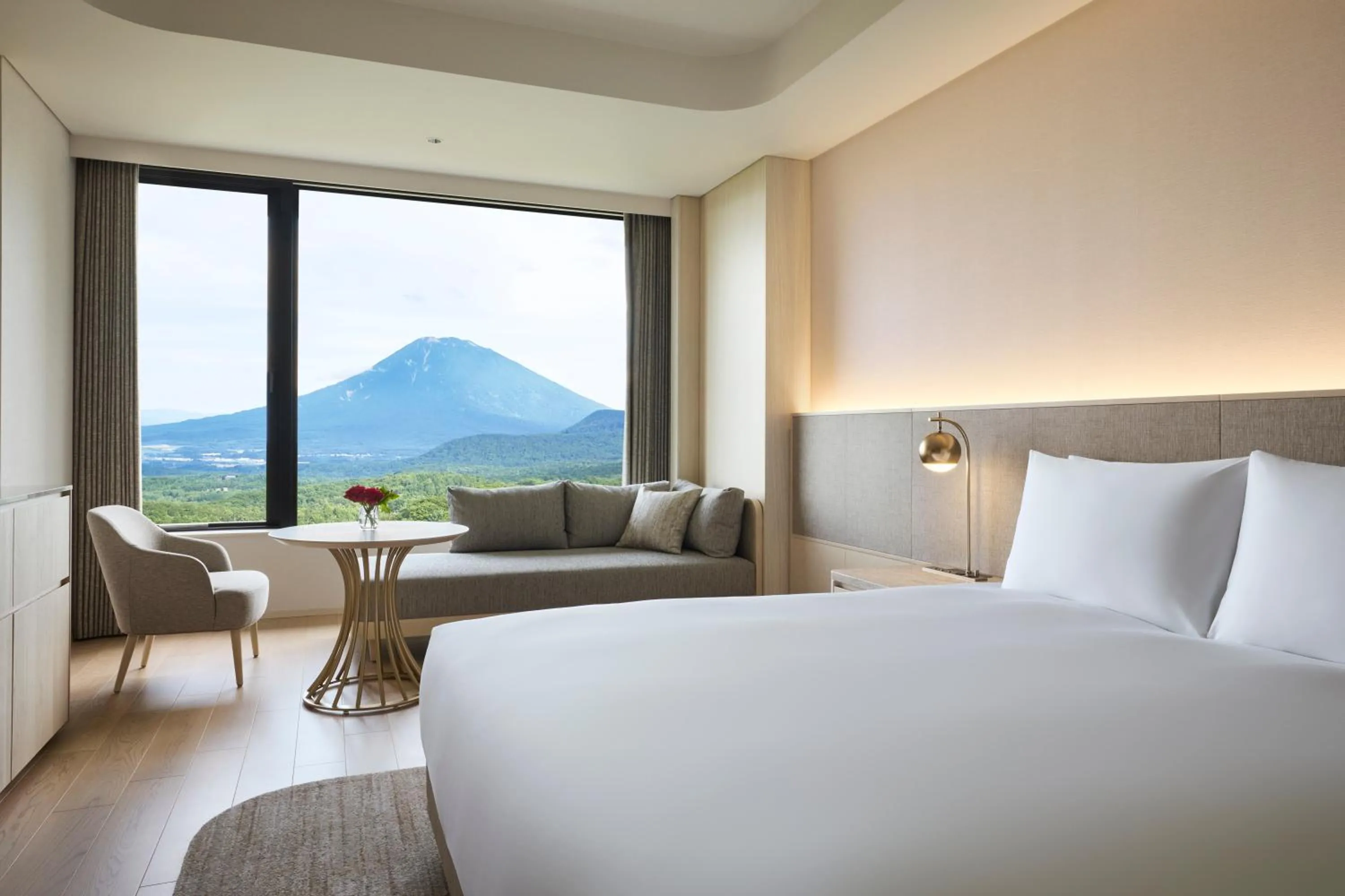 Premium Room, Mt. Yotei View, King in Chalet Ivy Weiss, Niseko