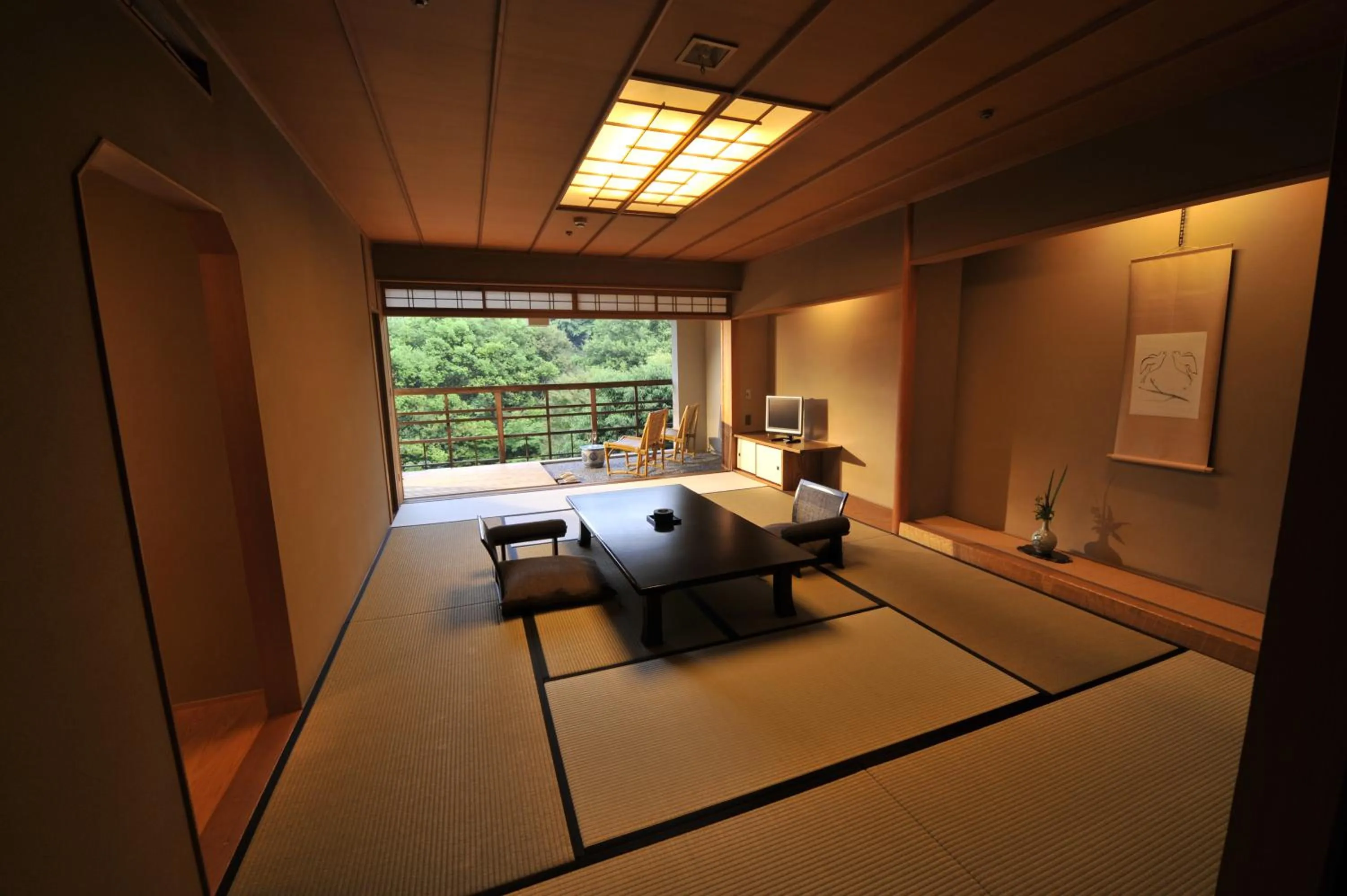 TV and multimedia in Gora Kadan