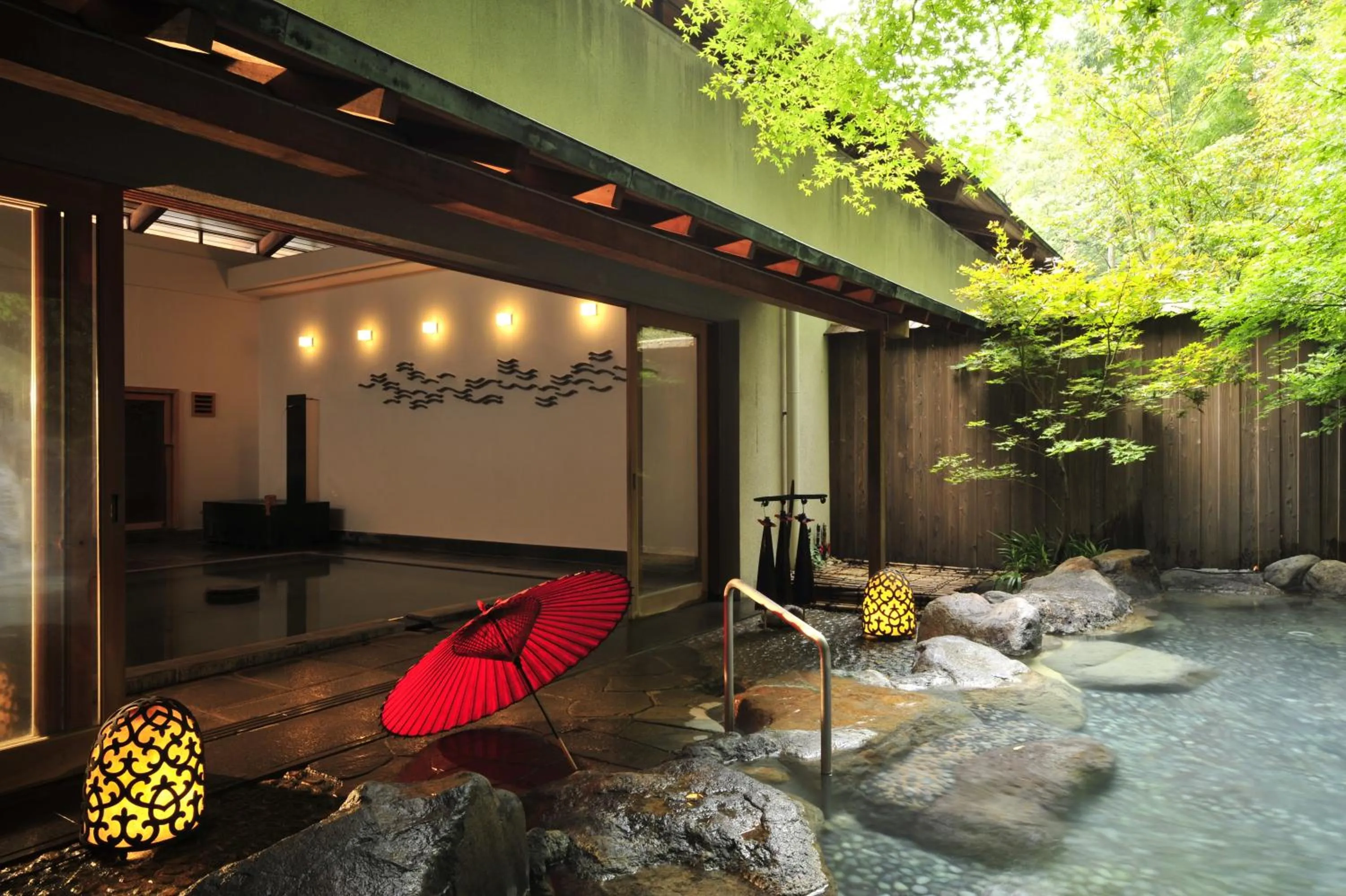 Hot Spring Bath in Gora Kadan