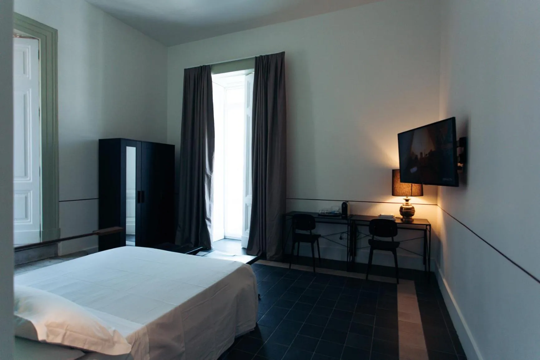 King Room with Balcony in Altoledo Rooms and Suite
