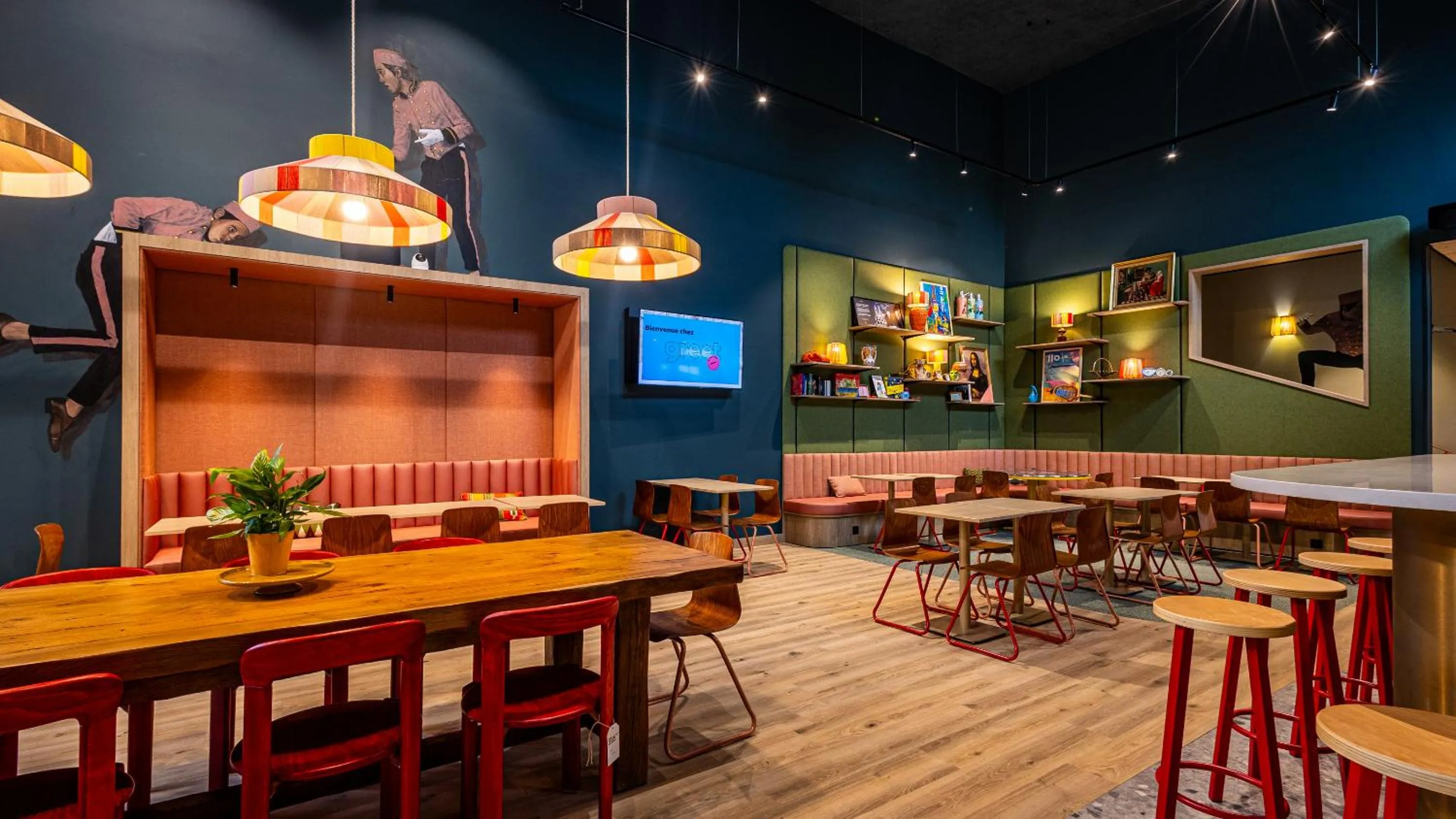 Lobby or reception in greet Hotel Reims Tinqueux