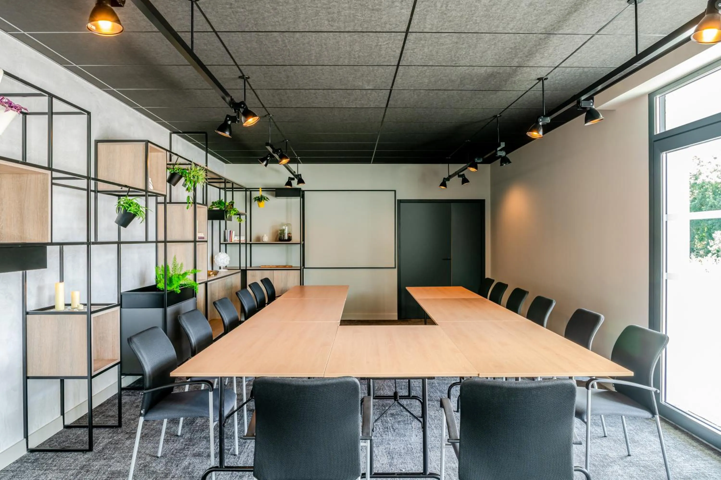 Living room in ibis Bordeaux Nord Carbon Blanc