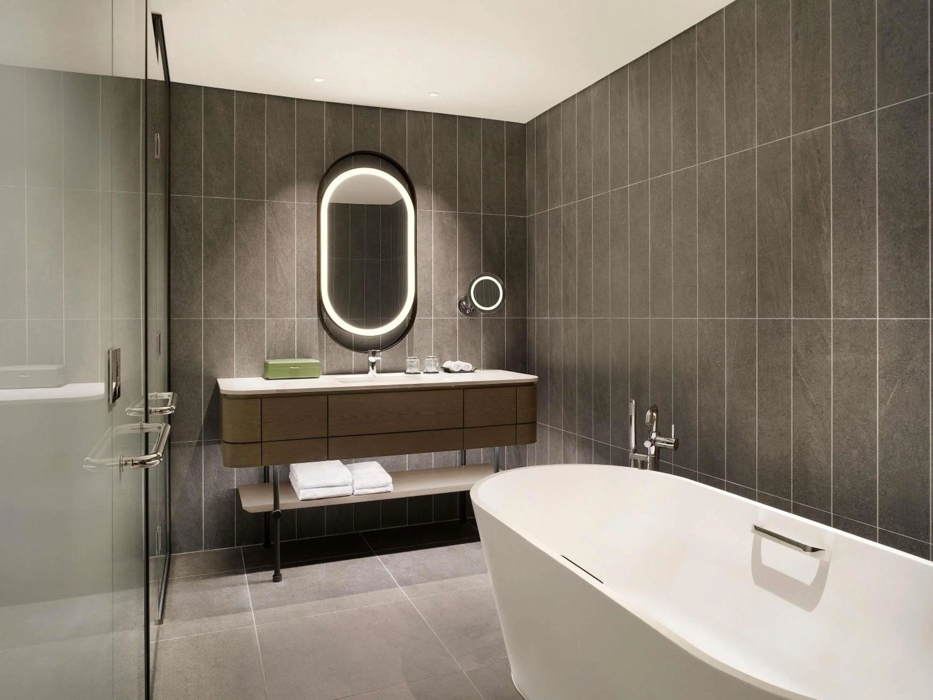 Bedroom in Pullman Ambassador Seoul Eastpole