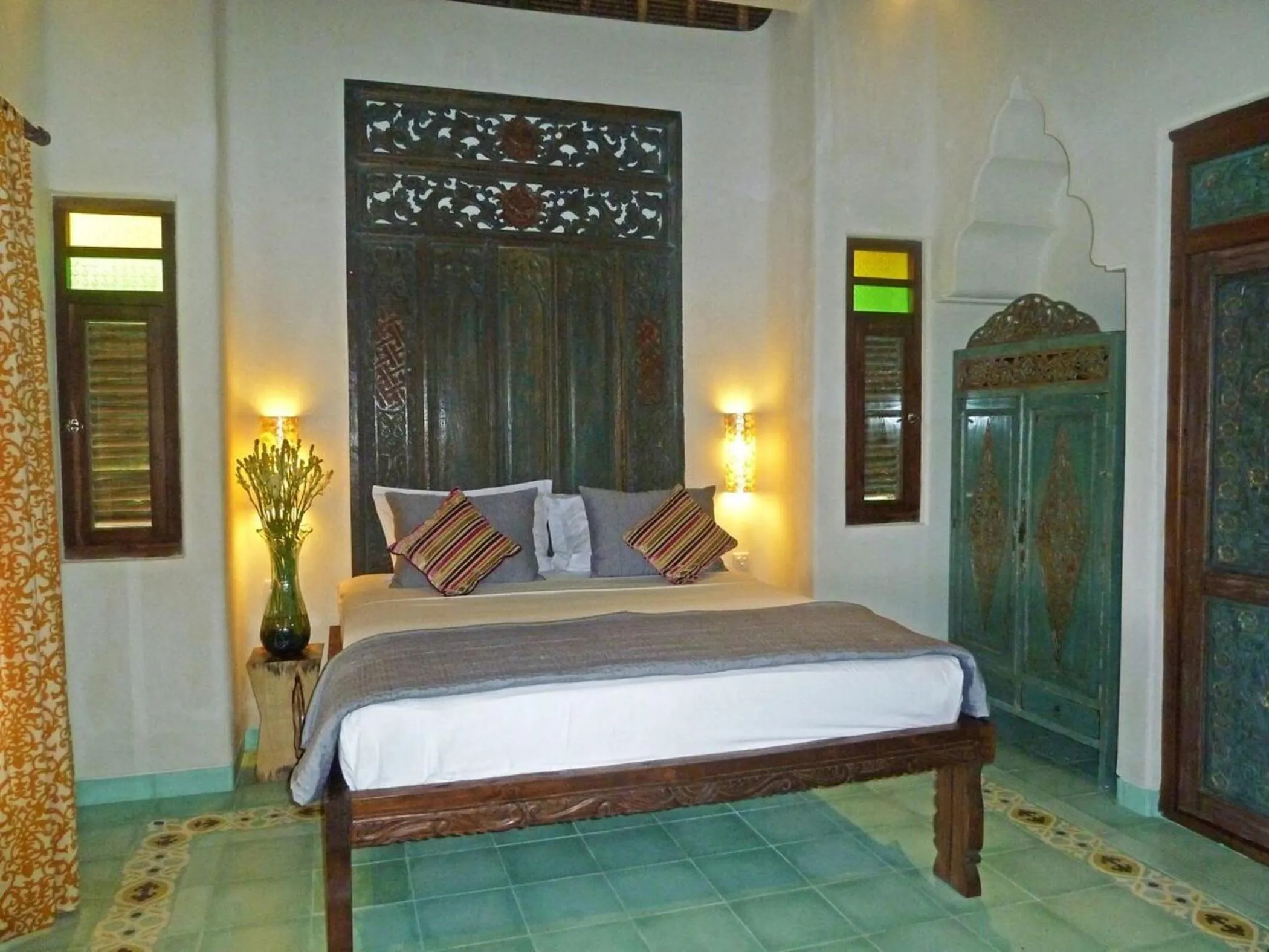 Bed in Life in Amed Beach Hotel