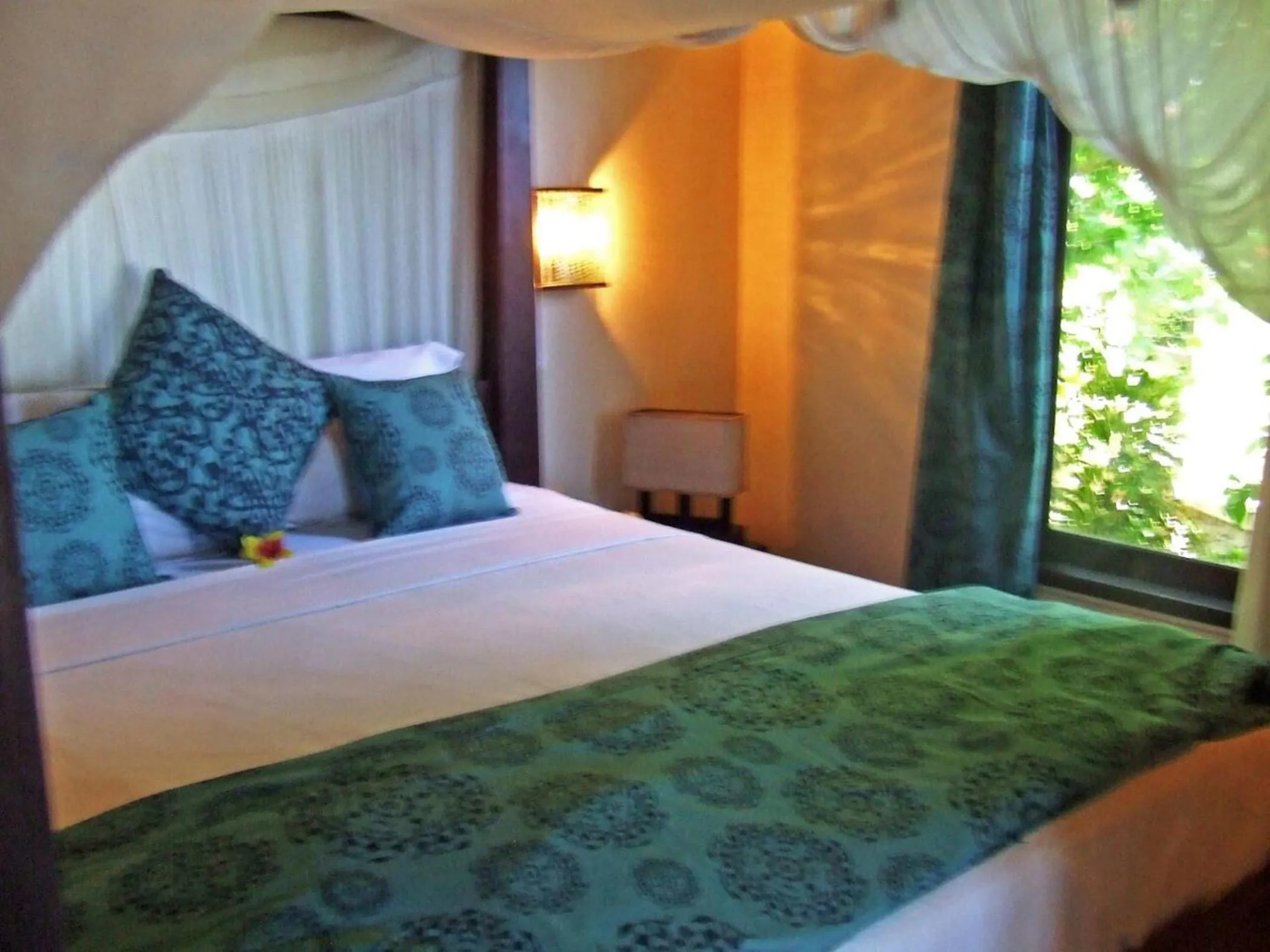 Day, Bed in Life in Amed Beach Hotel