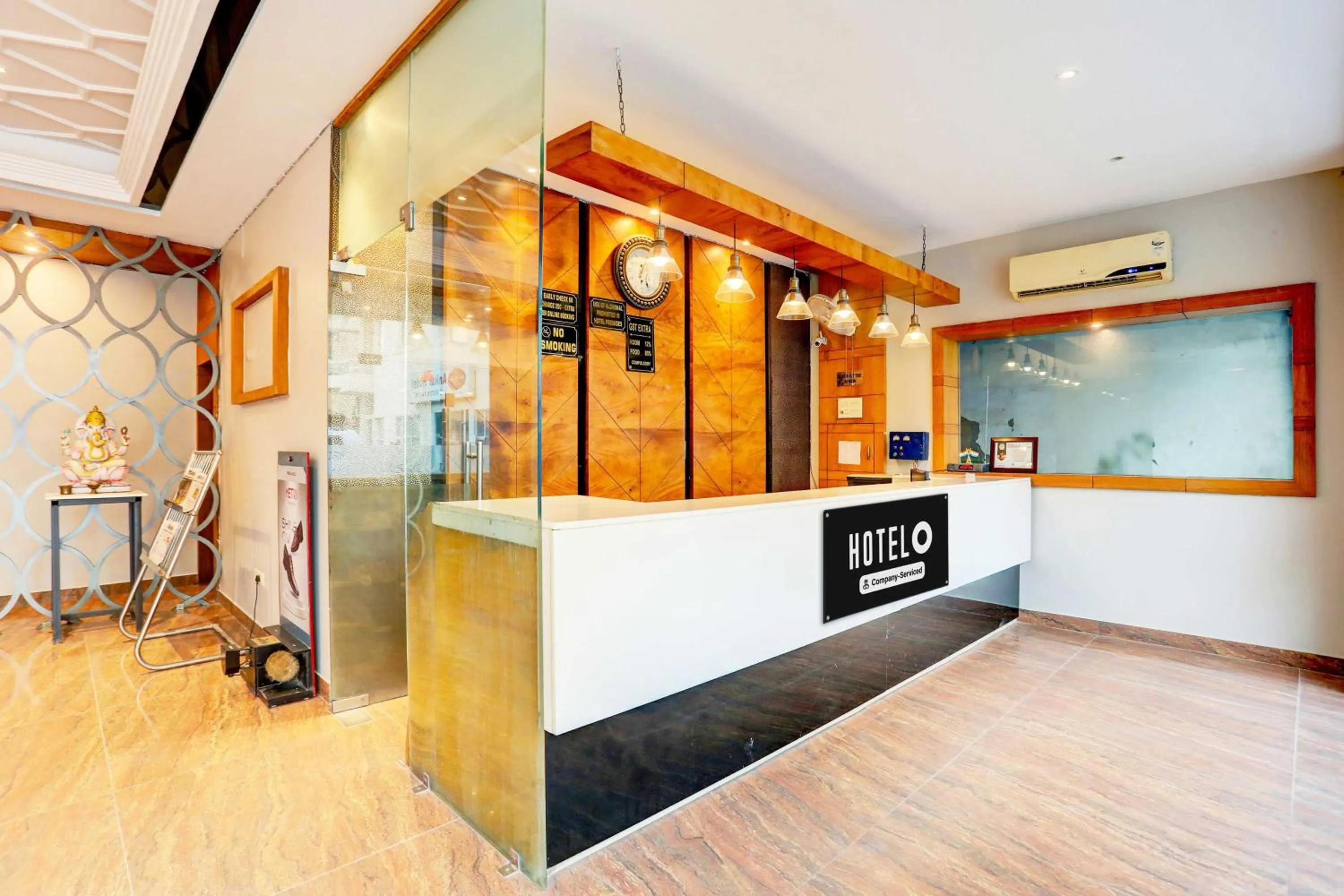 Lobby or reception in Hotel O Alwar Bus Station