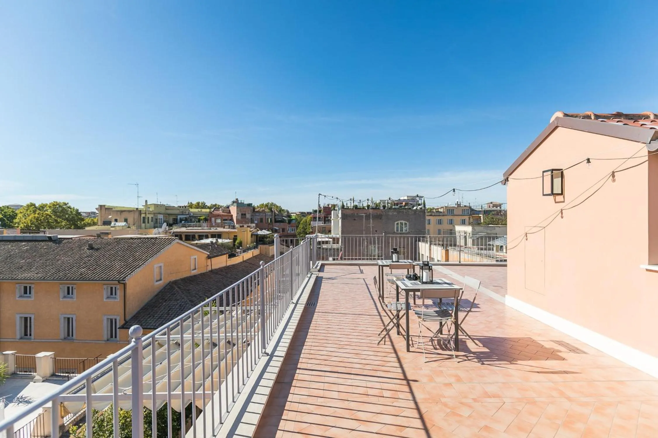 Day in Rarity Suites