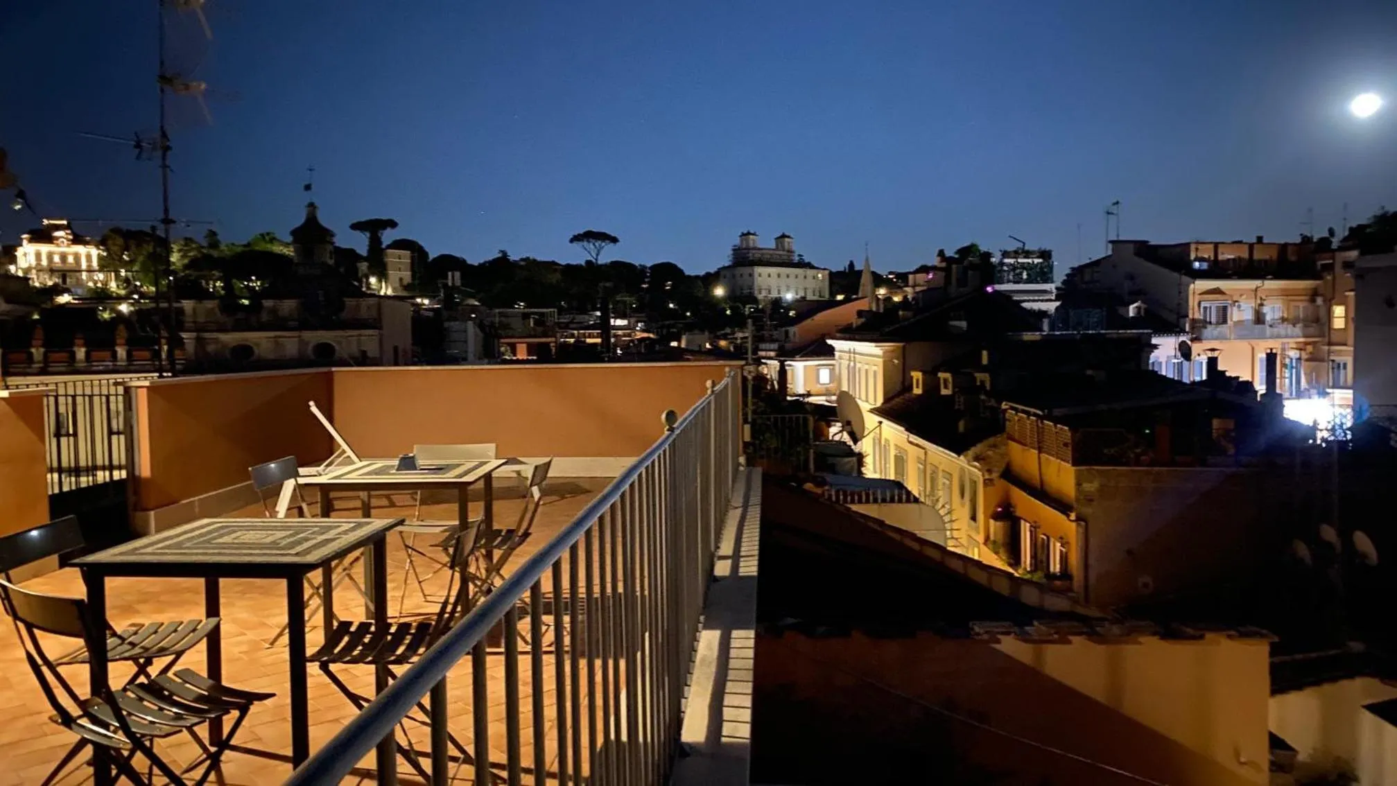 Night in Rarity Suites