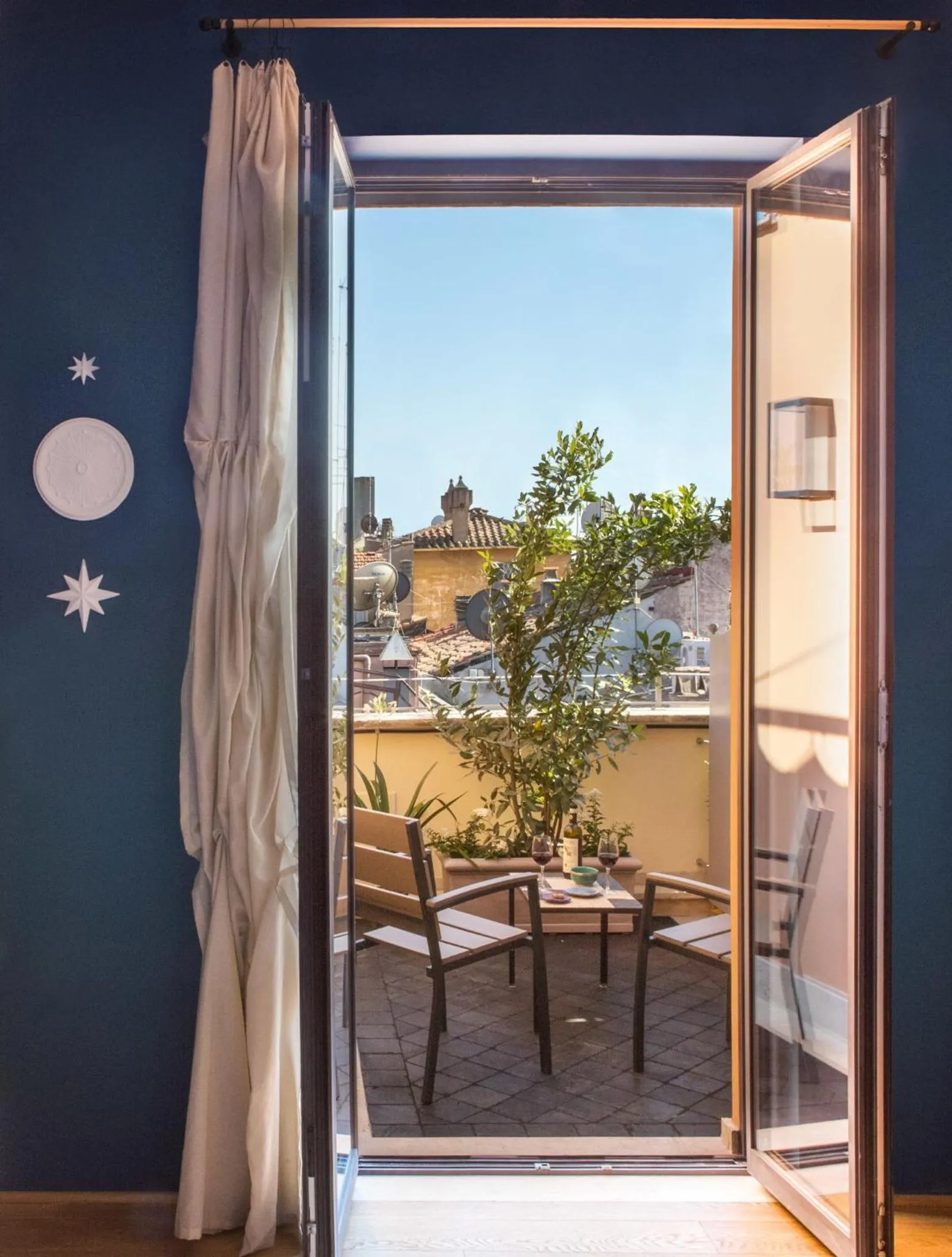 Patio in Rarity Suites