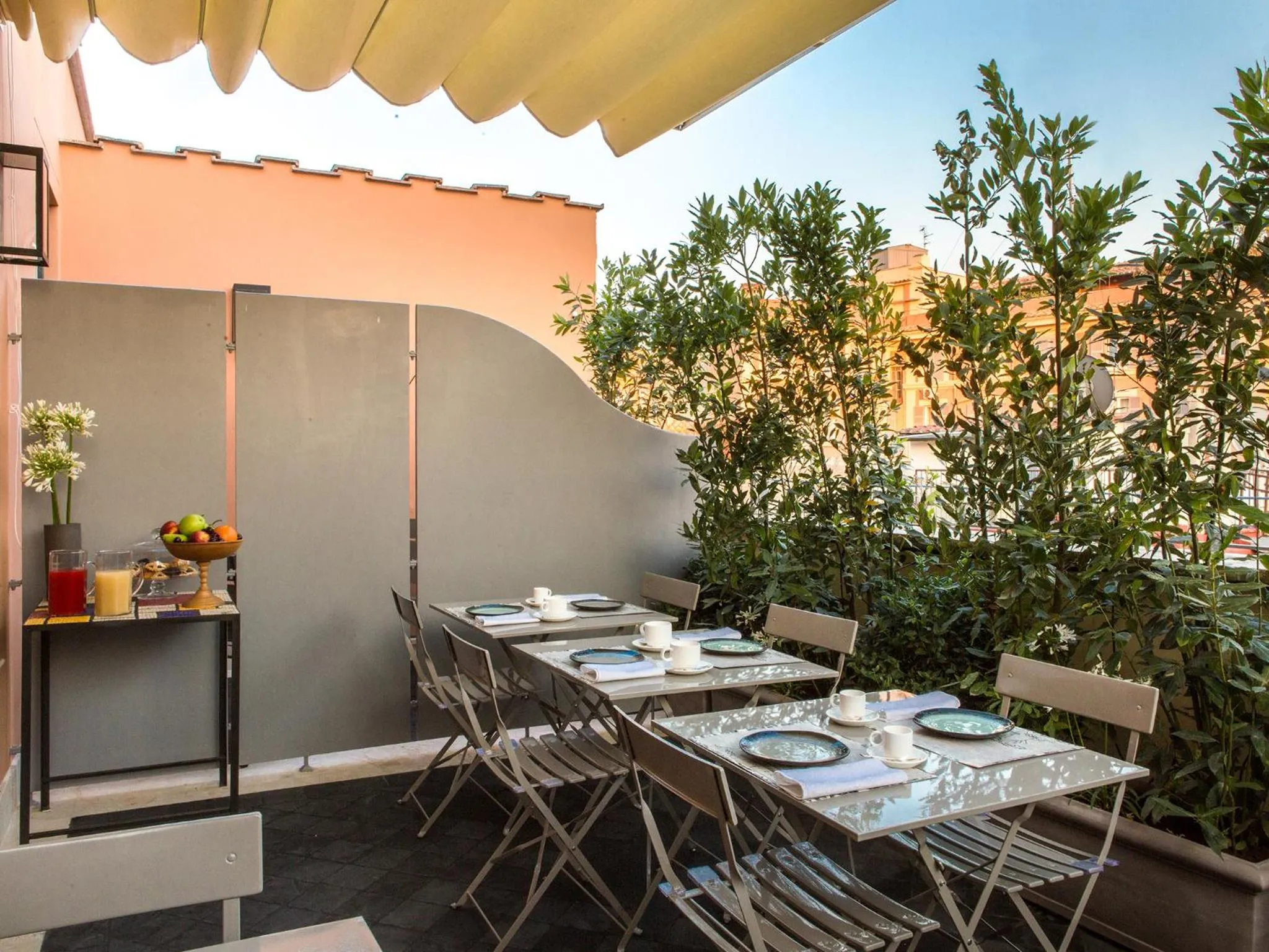 Patio in Rarity Suites