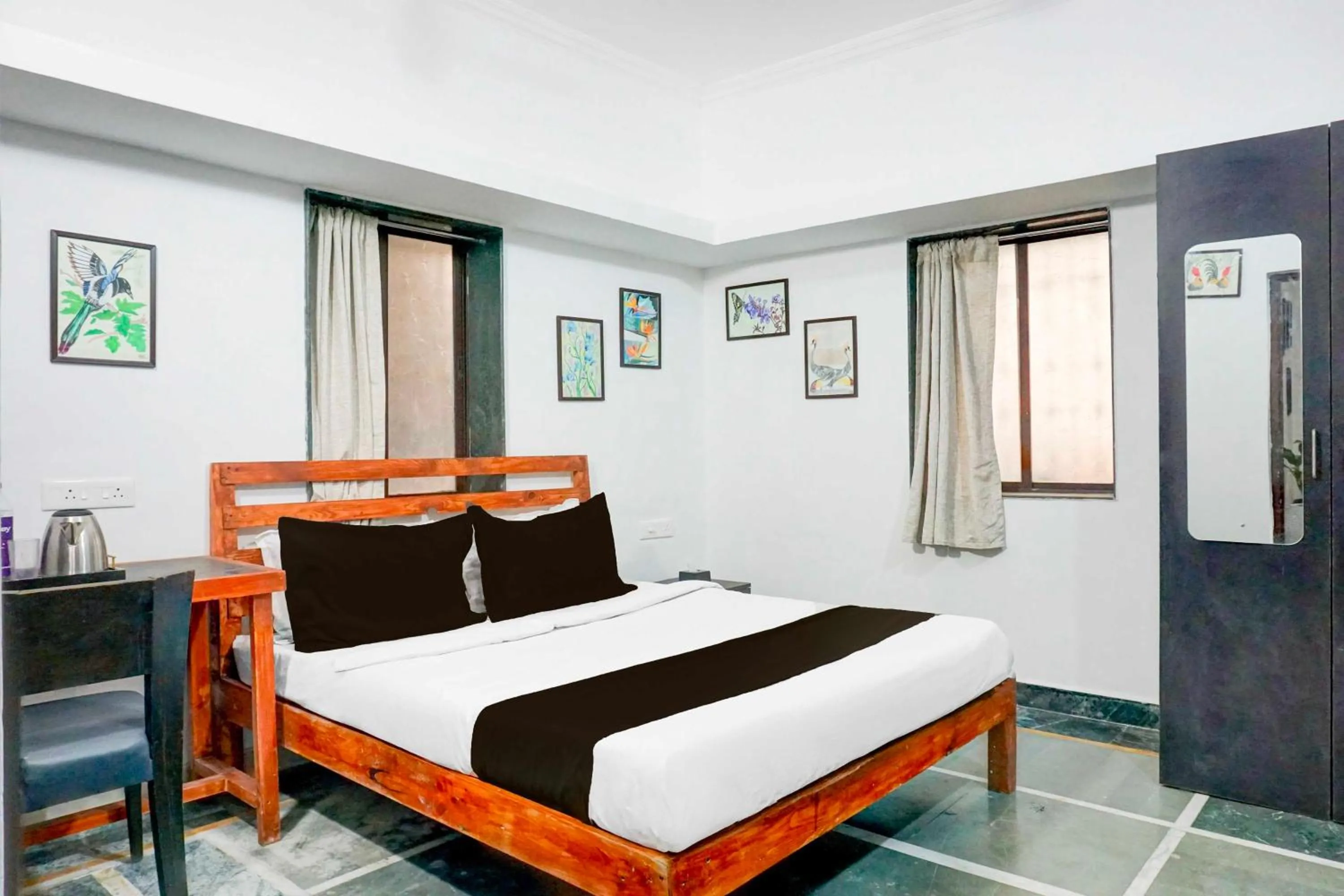 Classic Triple Room - single occupancy in Hotel O Pune Girme Park Bus Station