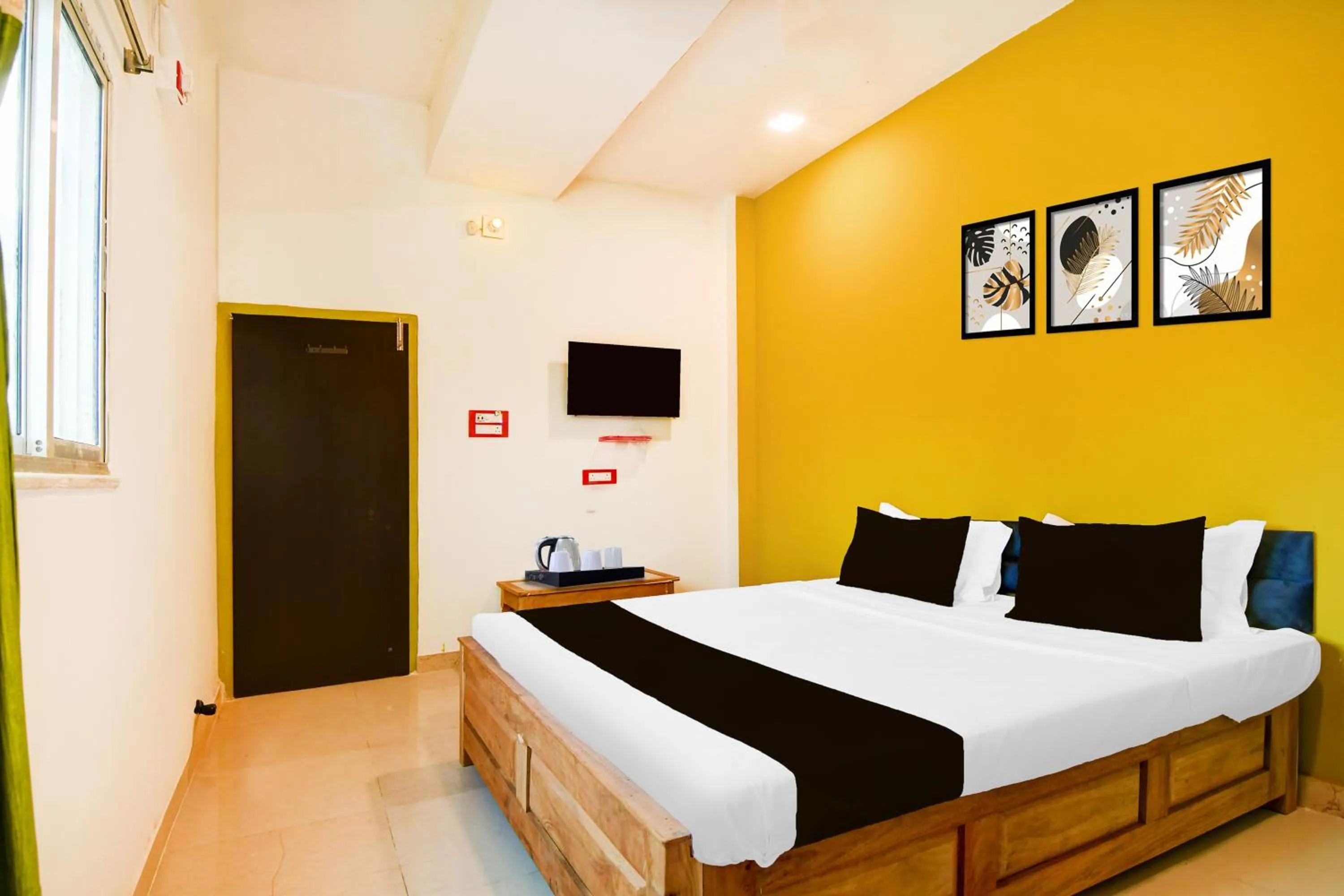 Bedroom, Bed in Hotel O Kolkata Padmapukur Lake