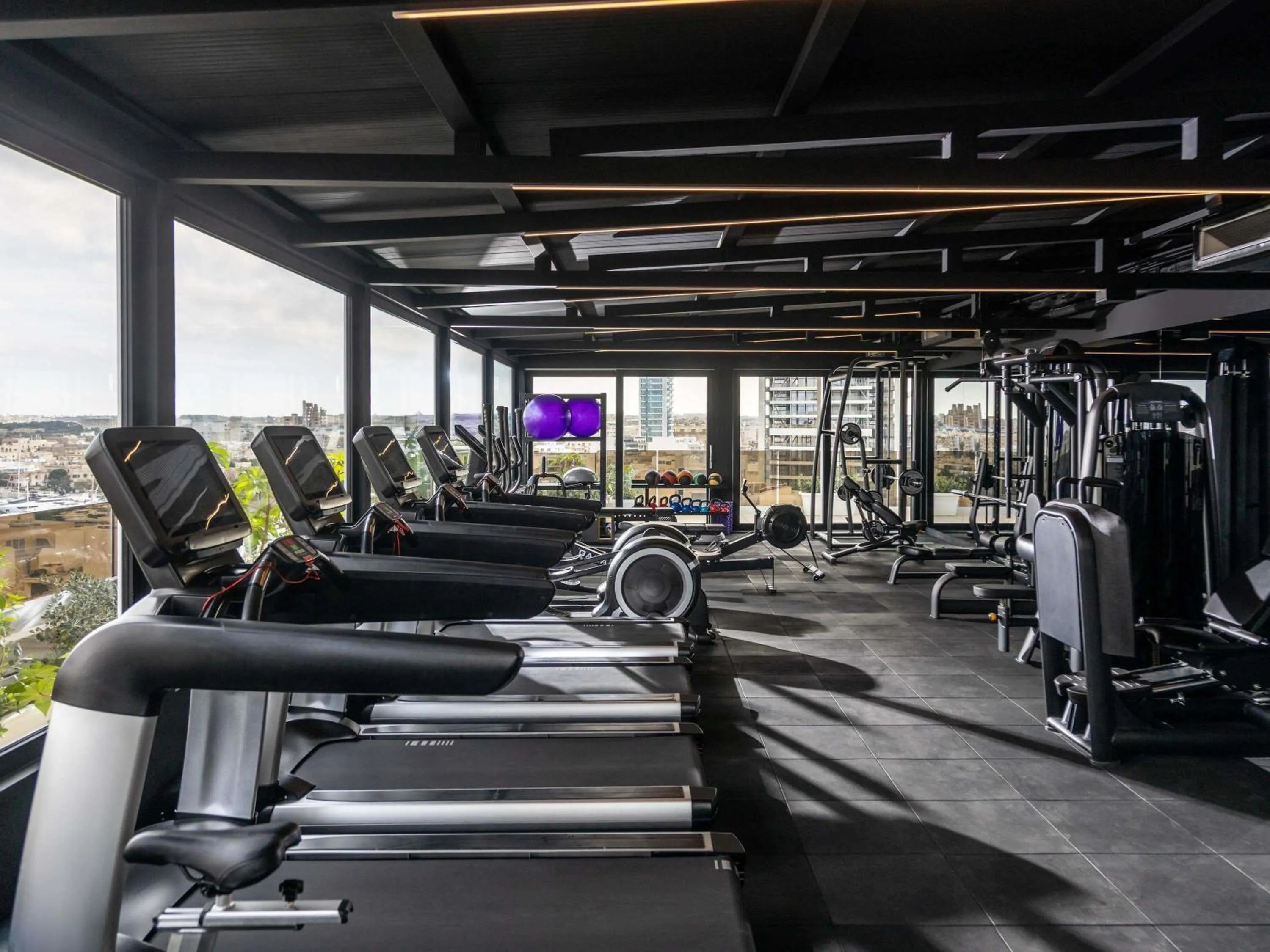 Fitness centre/facilities in Novotel Malta Sliema