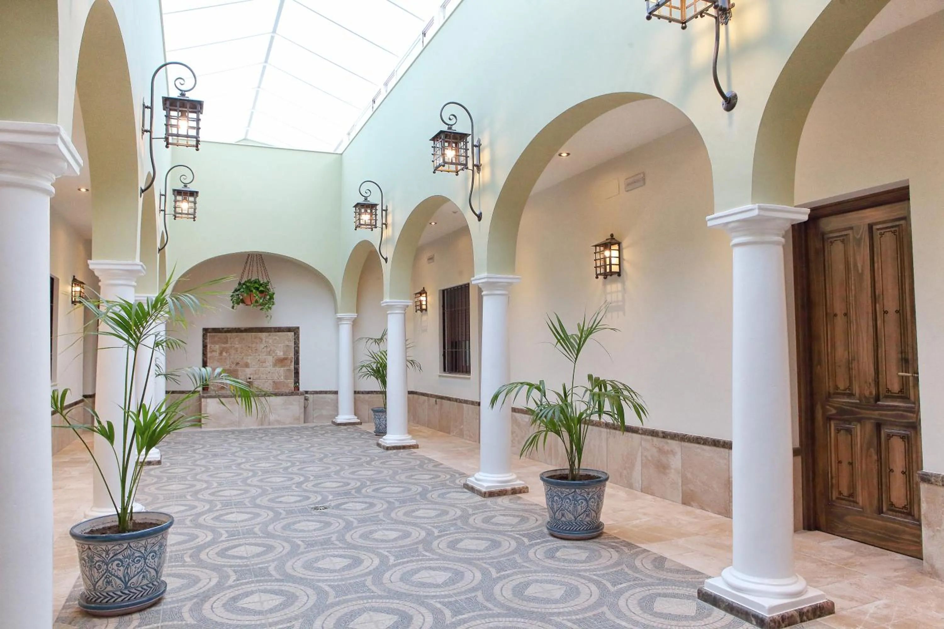 Patio in Hostal Garlu