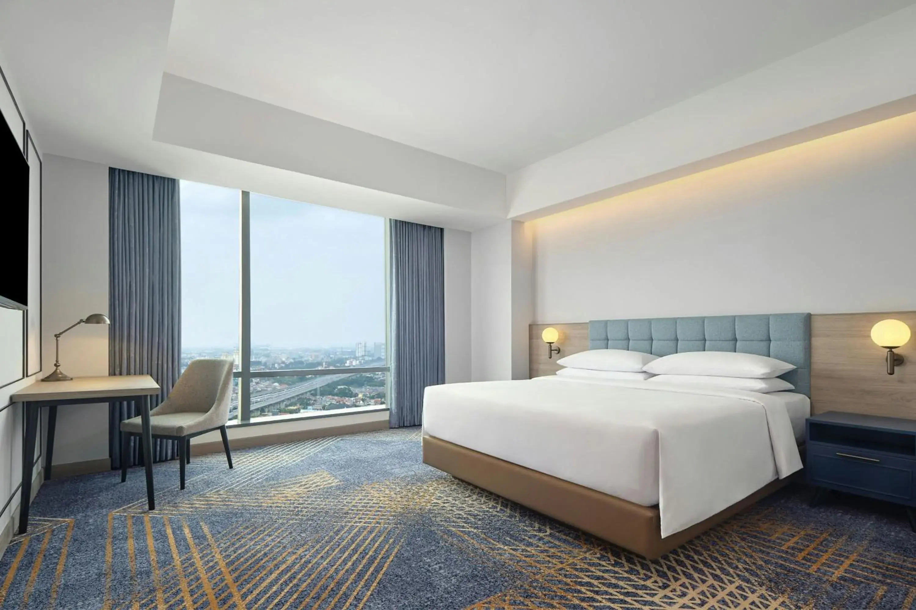 Deluxe King Room with City View in Four Points by Sheraton Bekasi Deluxe King Room with City View in Four Points by Sheraton Bekasi