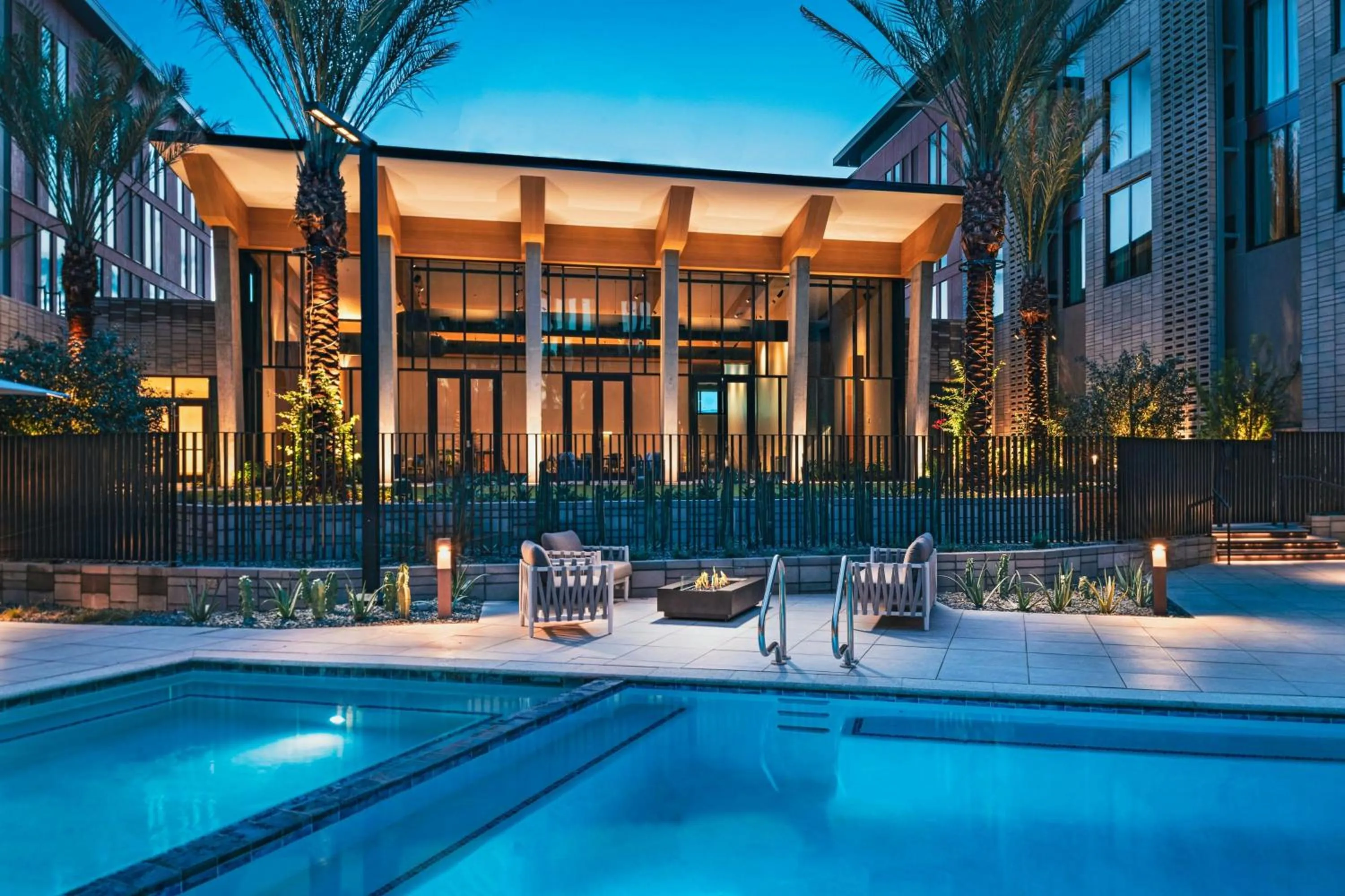 Swimming pool in AC Hotel by Marriott Phoenix North Norterra