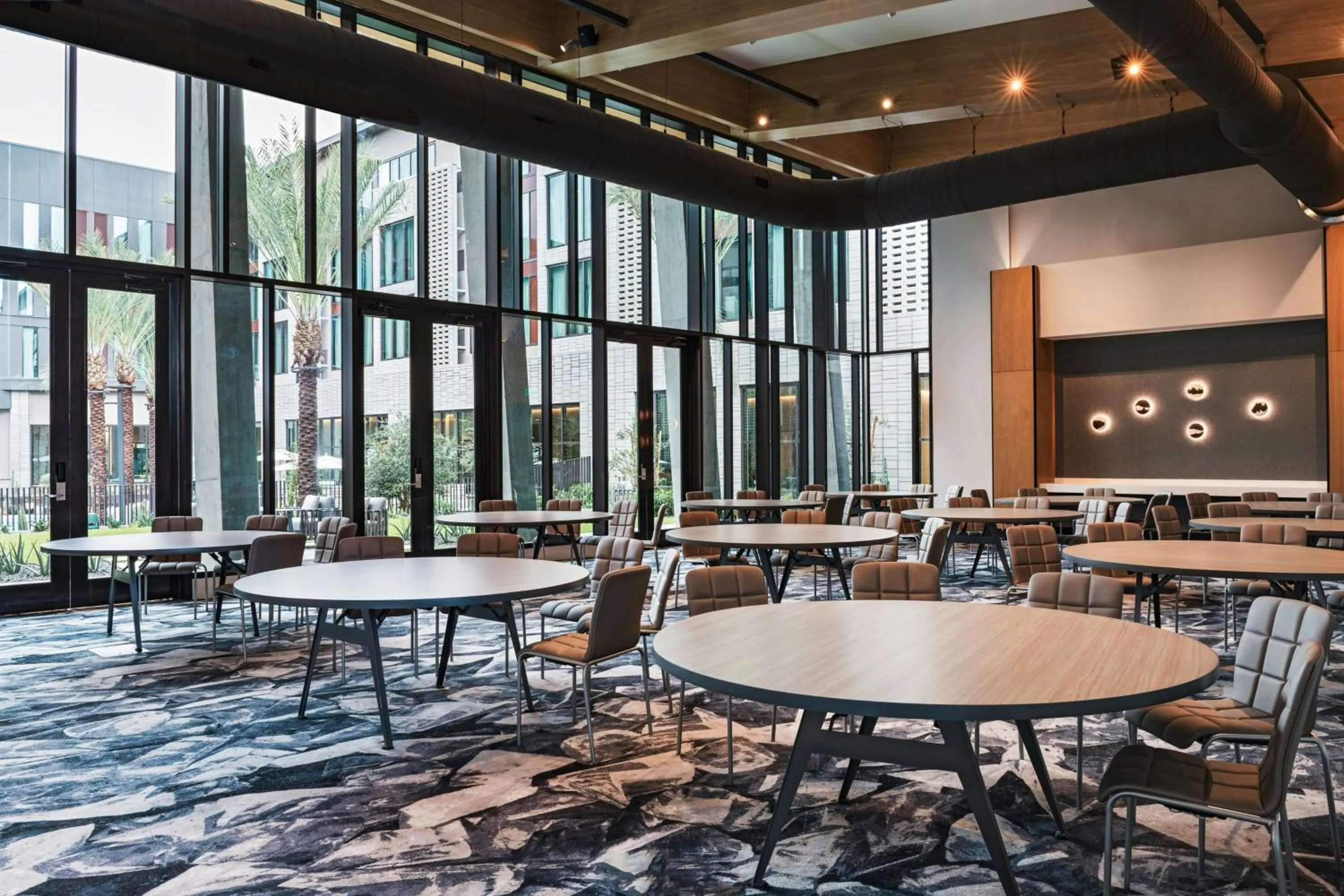 Meeting/conference room in Element Phoenix North Norterra