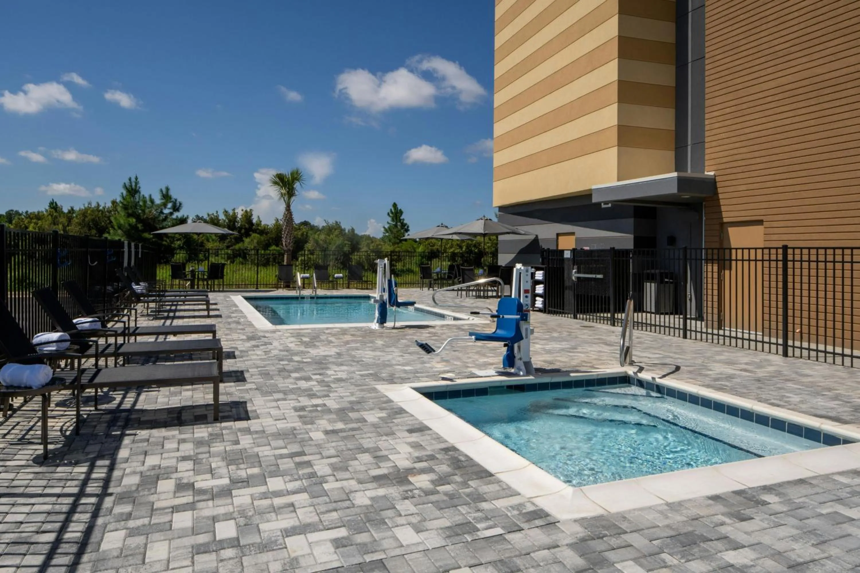 Swimming pool in Fairfield Inn & Suites by Marriott Foley