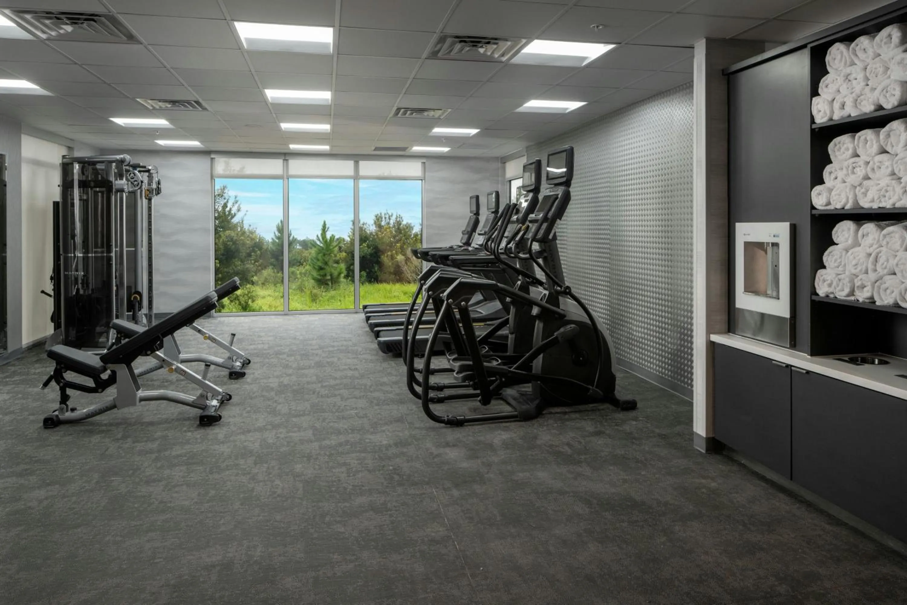 Fitness centre/facilities in Fairfield Inn & Suites by Marriott Foley