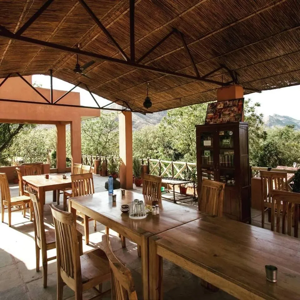 Restaurant/places to eat in Krishna Ranch