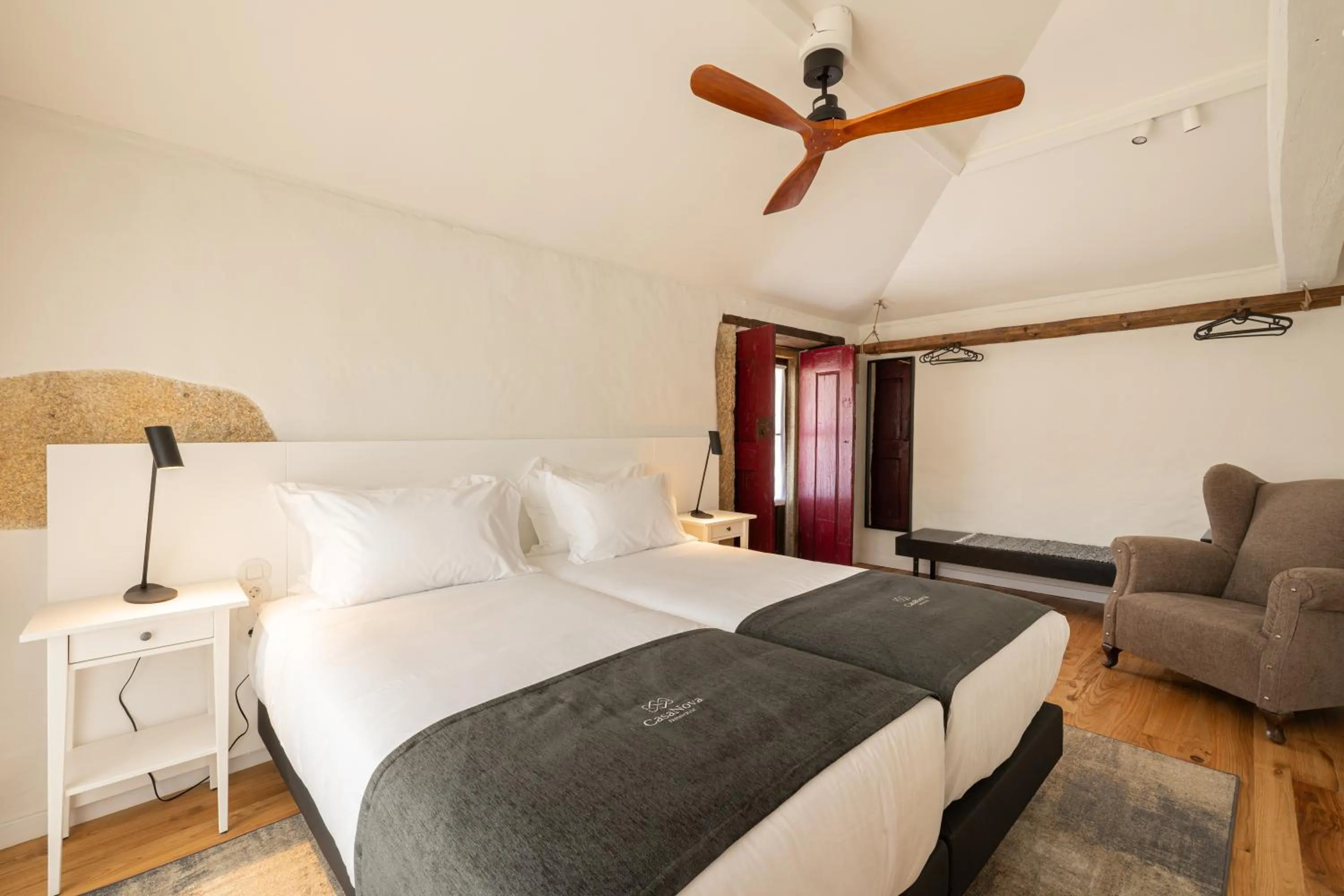 Bed in CasaNova Farmhouse