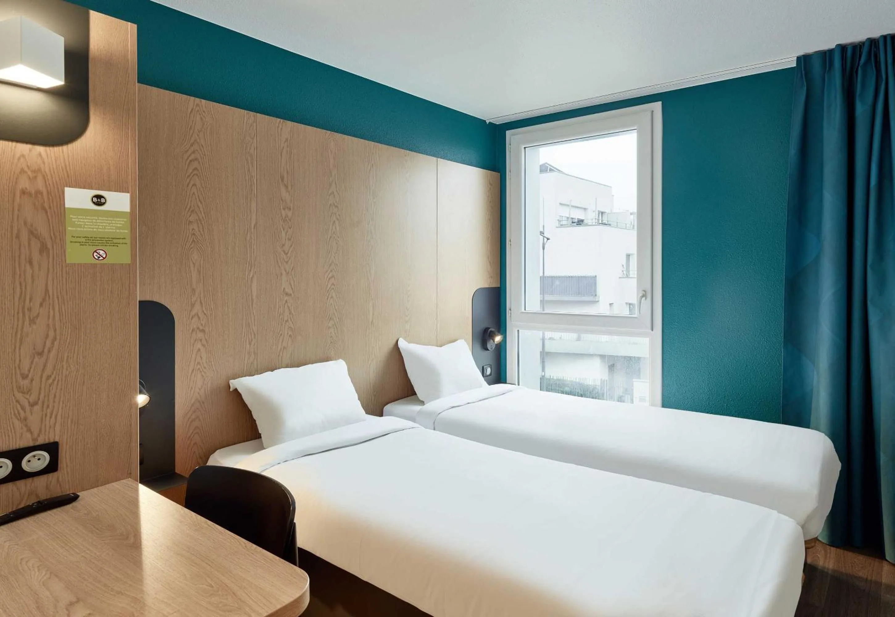 Bedroom, Bed in B&B HOTEL Orly Chevilly Marché International